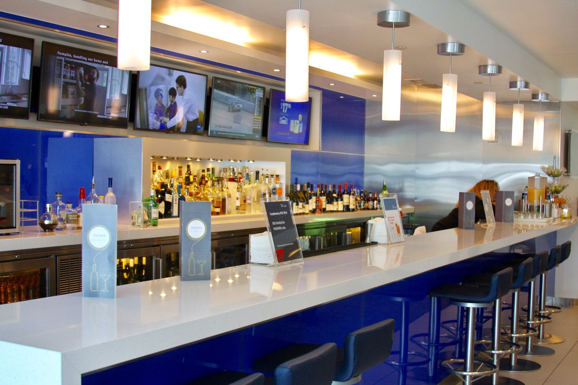 #3 of 5 images of Delta Air Lines Delta Sky Club