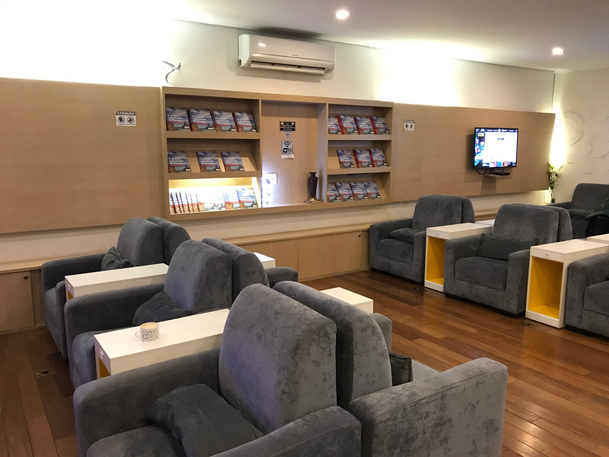 #1 of 5 images of Advantage VIP Lounge