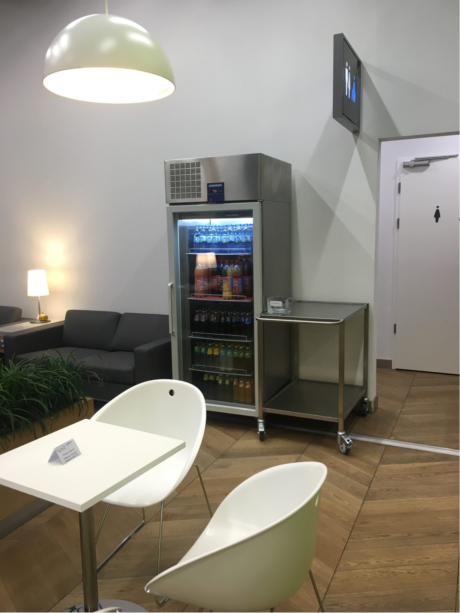 #4 of 5 images of Krakow Airport Business Lounge (Non-Schengen) (Temporarily Closed)