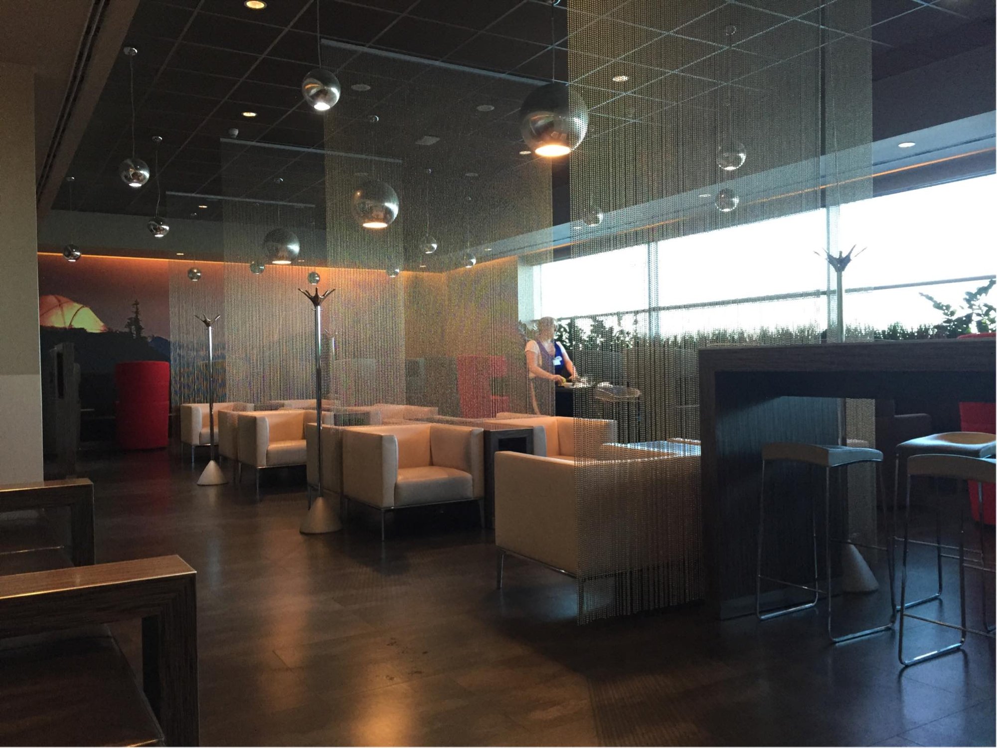 #1 of 5 images of Erste Premier Lounge
