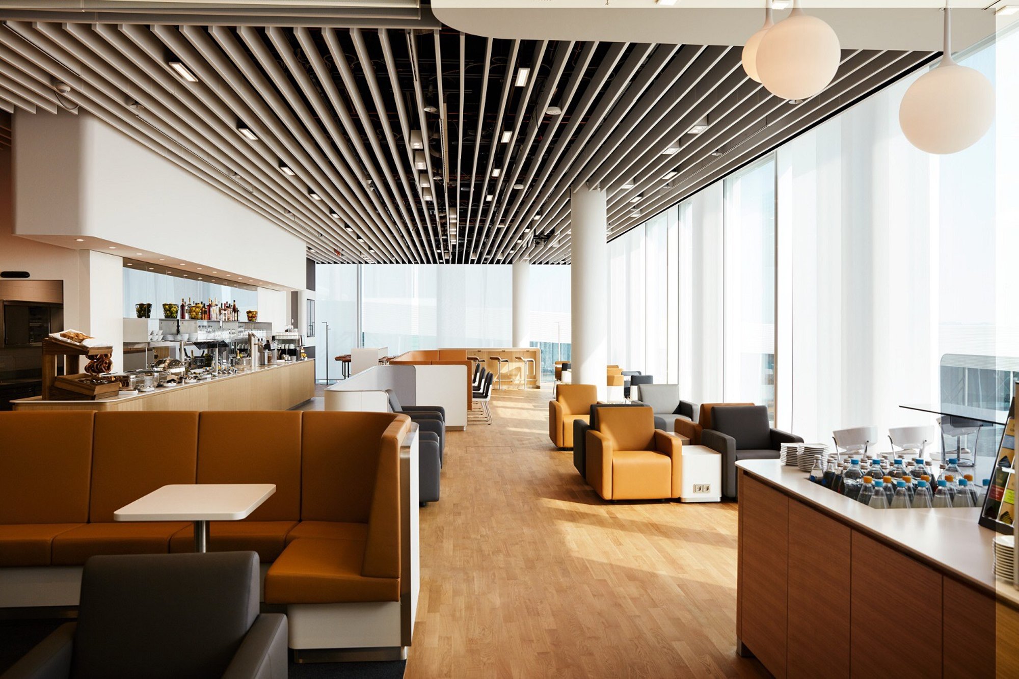 #1 of 5 images of Lufthansa Business Lounge (Schengen)