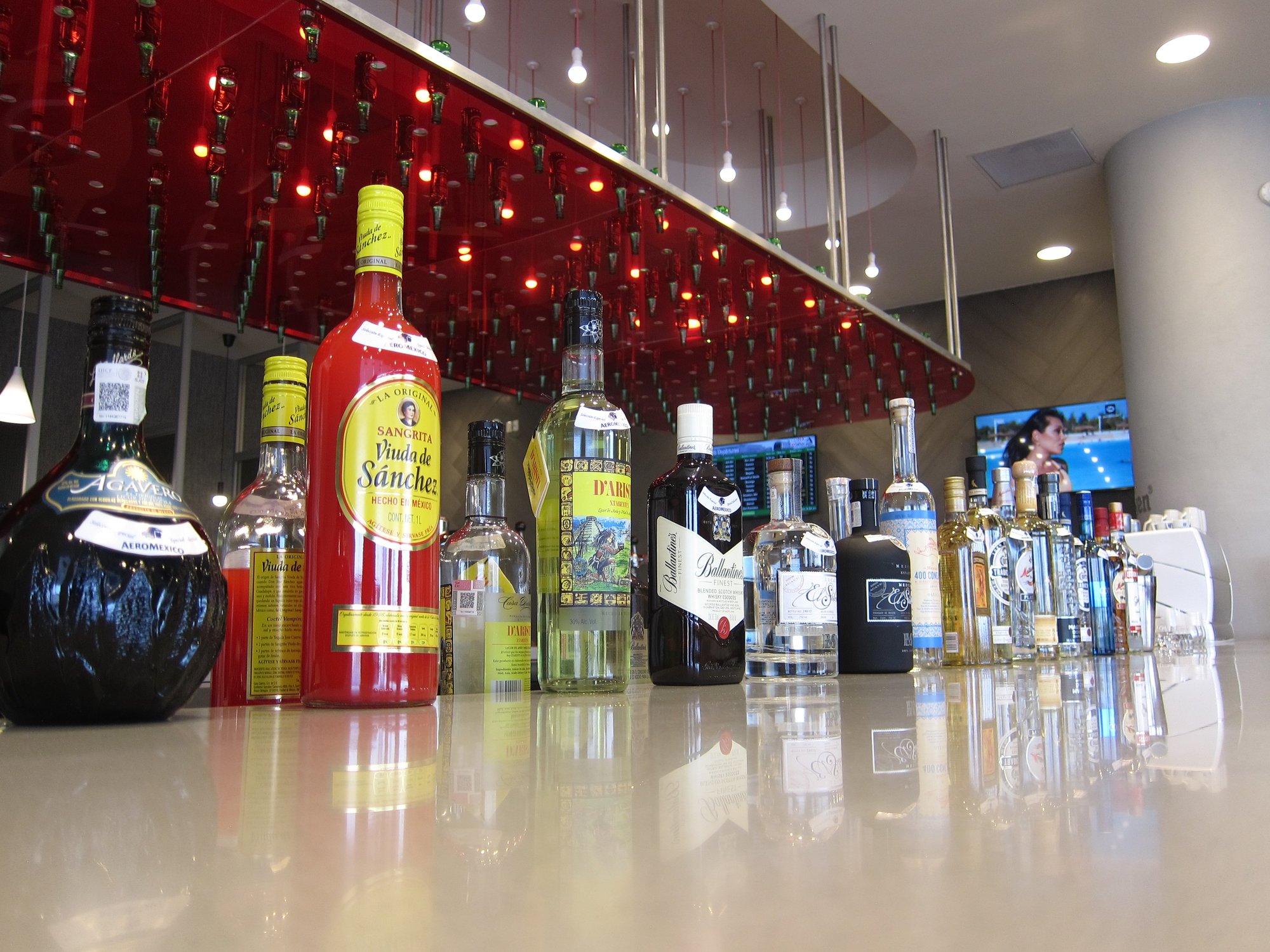 #3 of 5 images of Terraza Premier Aeromexico By Heineken (Temporarily Closed)