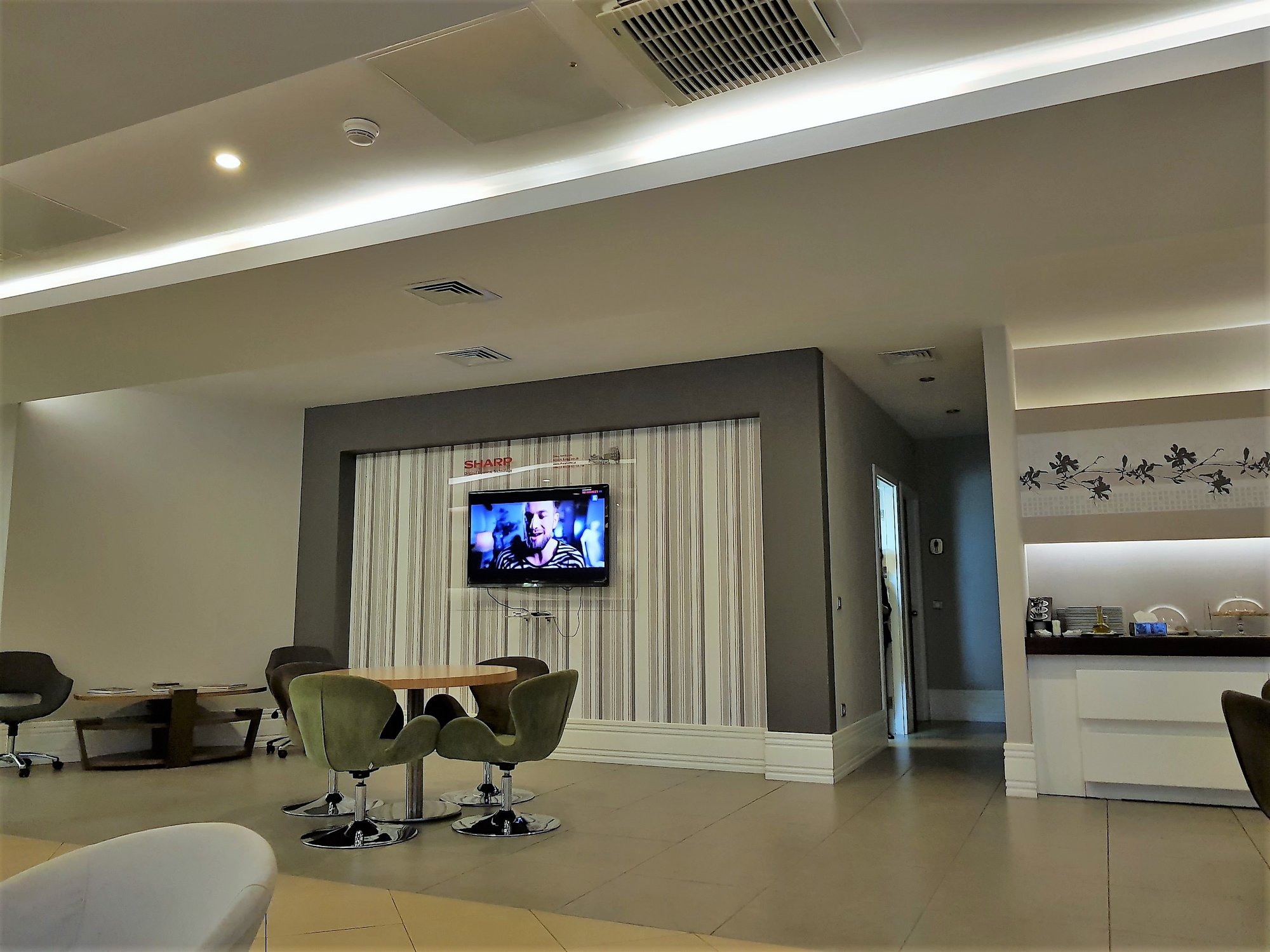 #5 of 5 images of Mugam Lounge