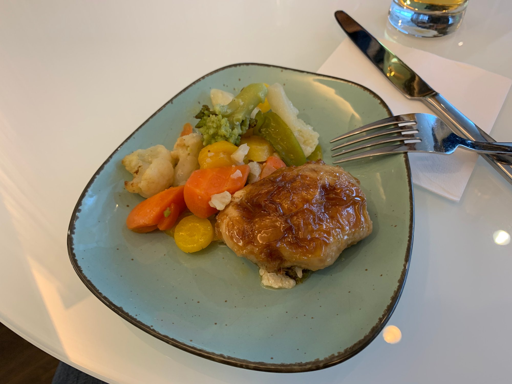 #3 of 5 images of Priority Lounge