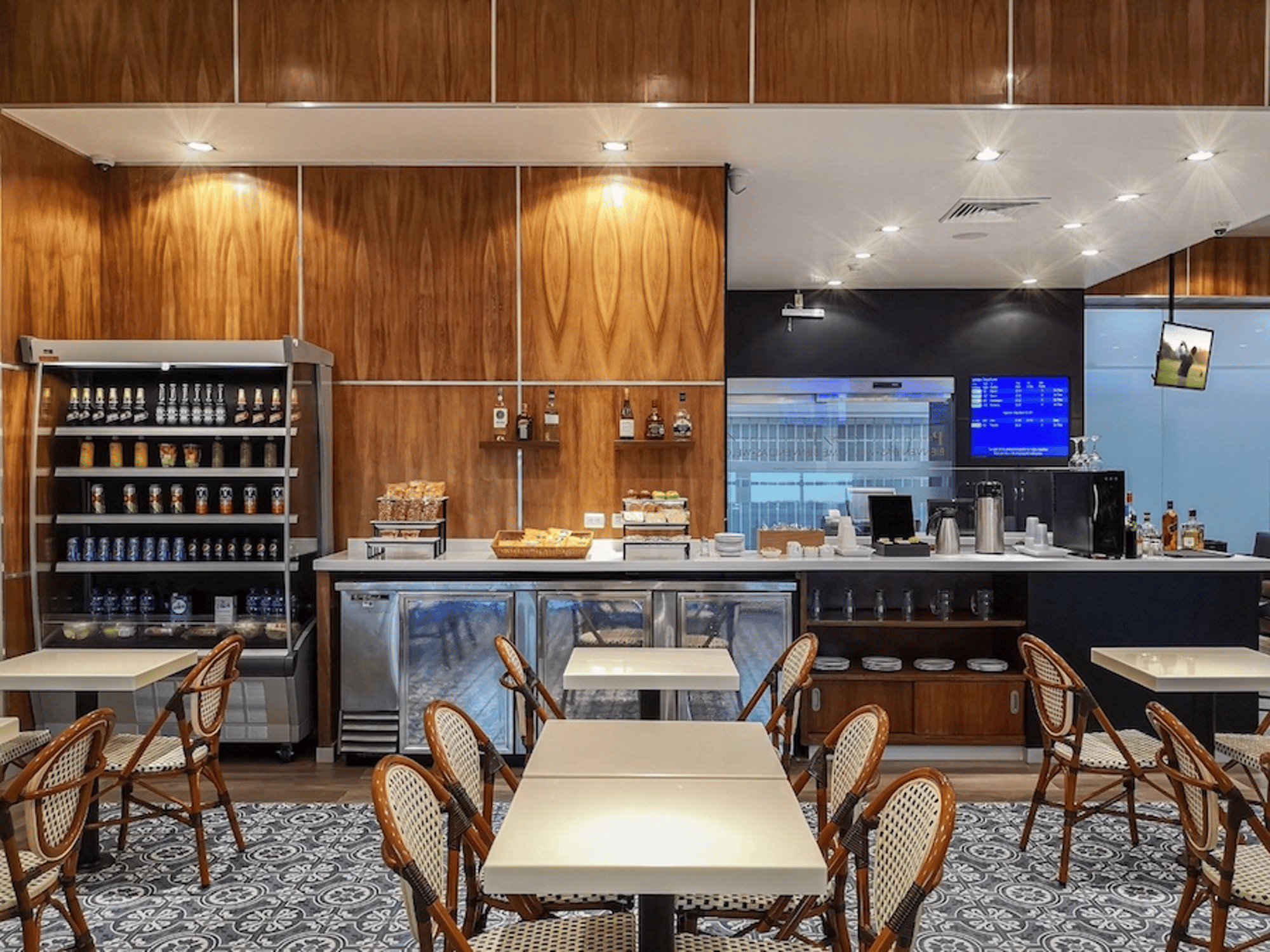 #3 of 5 images of Mera Business Lounge