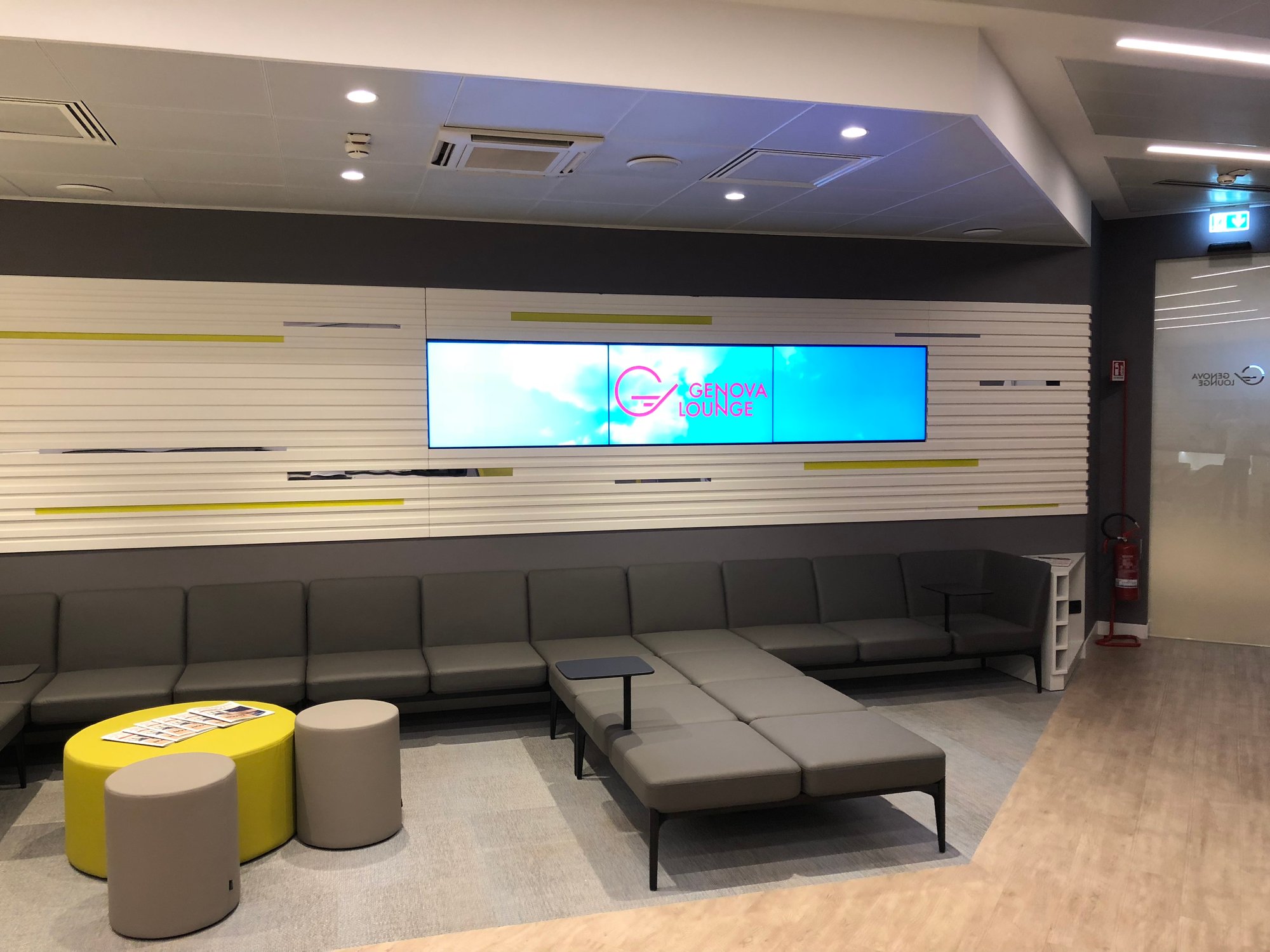 #4 of 5 images of Genova Lounge (Temporarily Closed)