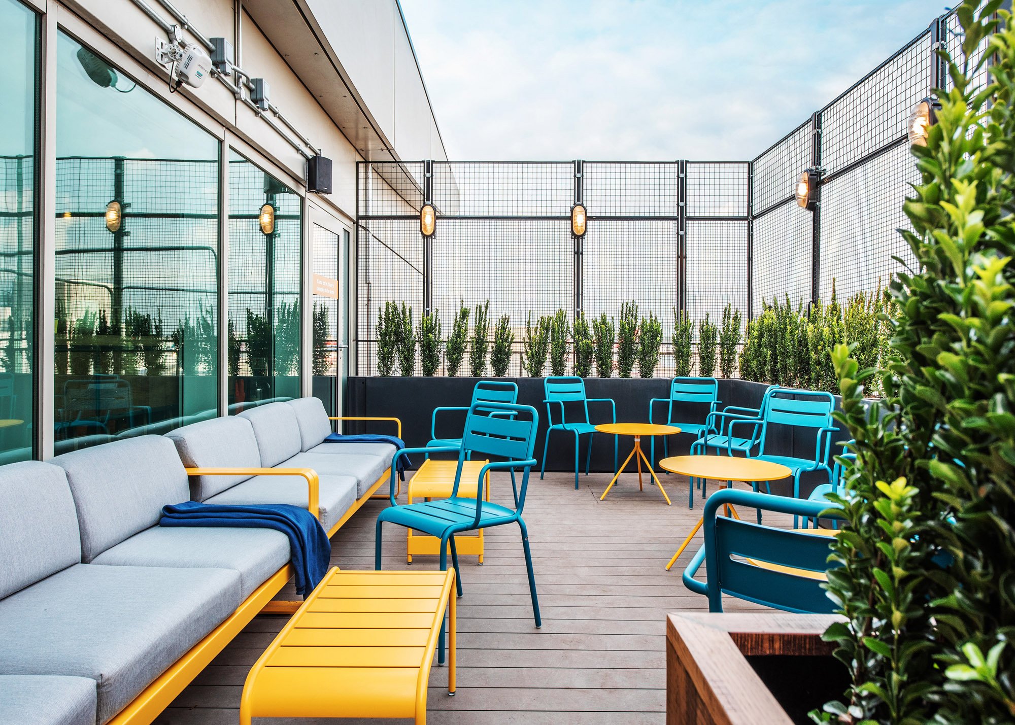 #3 of 3 images of My Lounge, Gatwick South