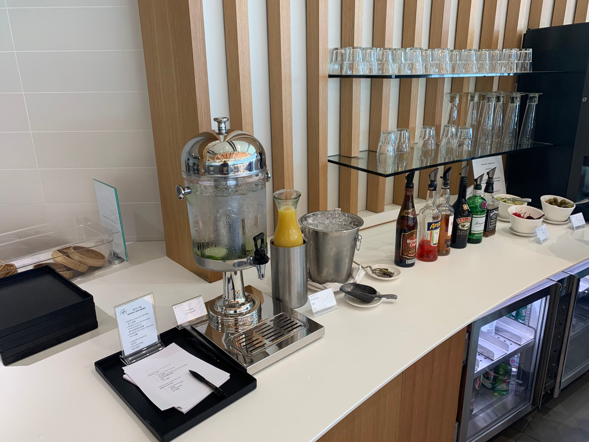 #4 of 5 images of SkyTeam Lounge