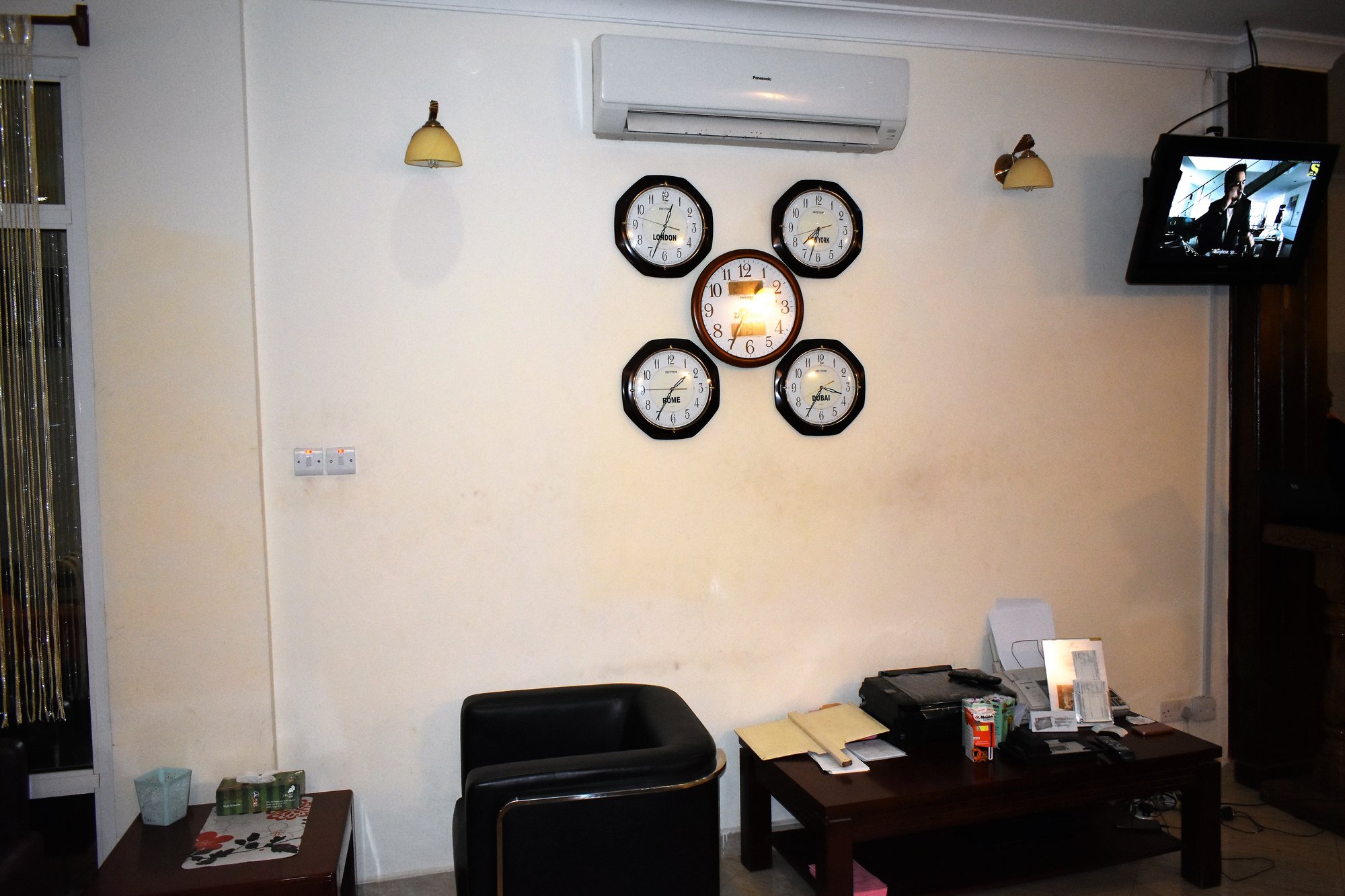 #4 of 5 images of Paradise Arrival Business Lounge