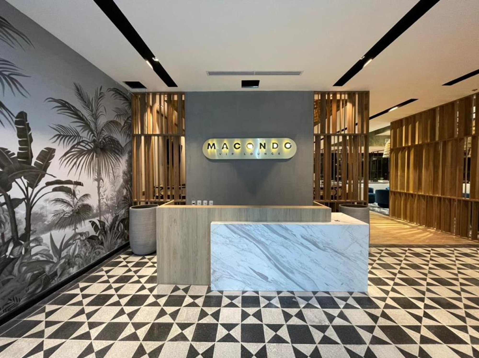 #2 of 5 images of Macondo Lounge