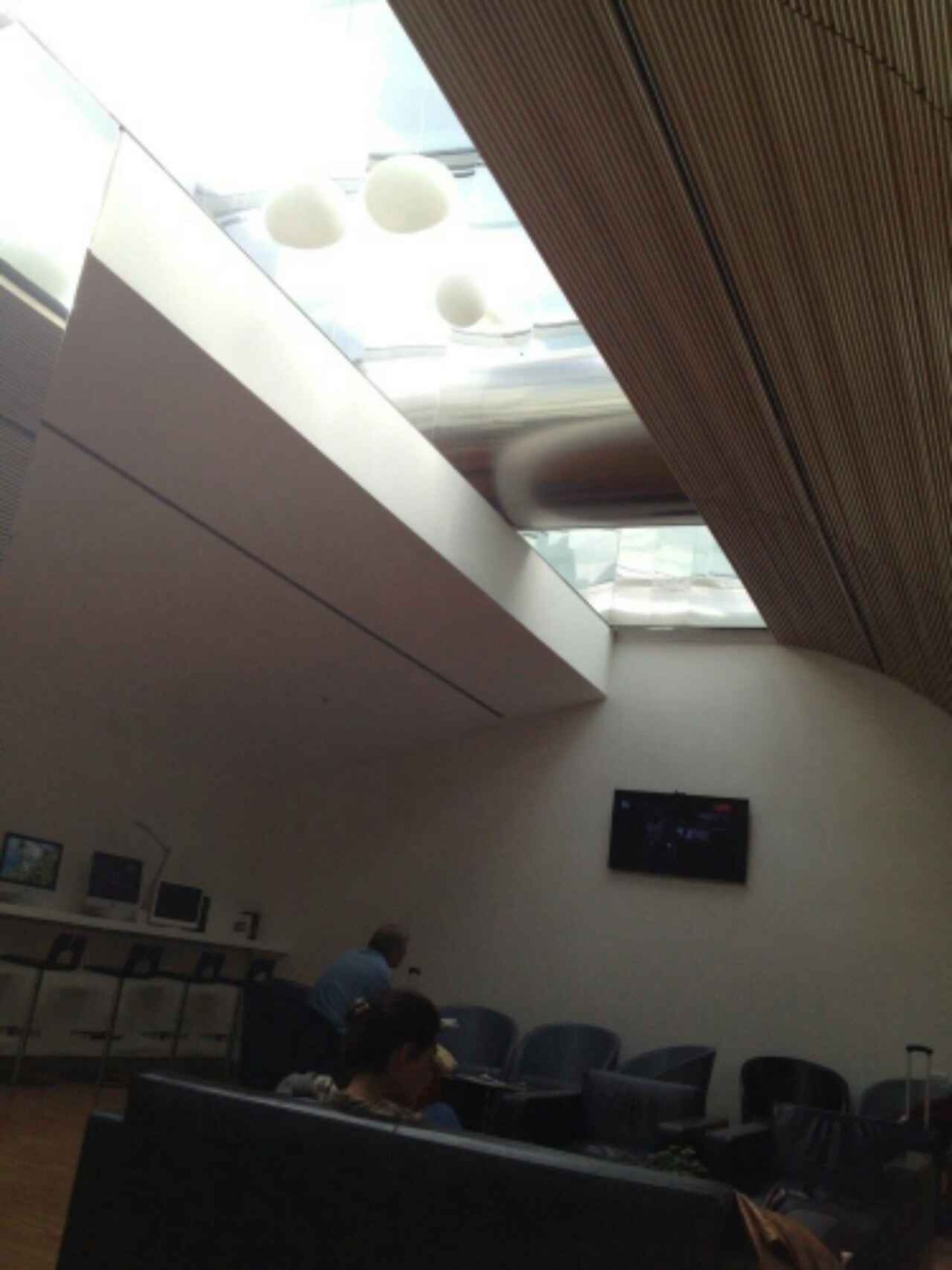 #3 of 5 images of Naples Airport VIP Lounge (Closed For Renovation)