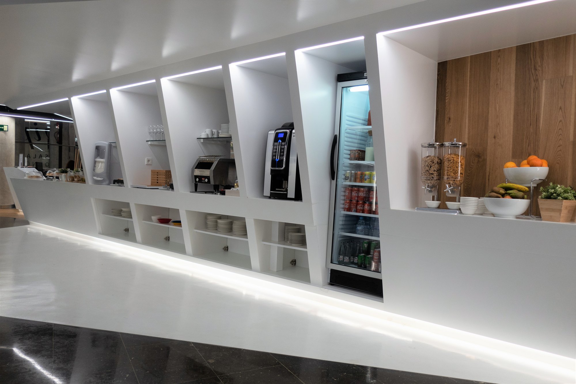 #3 of 5 images of Sala VIP Formentor