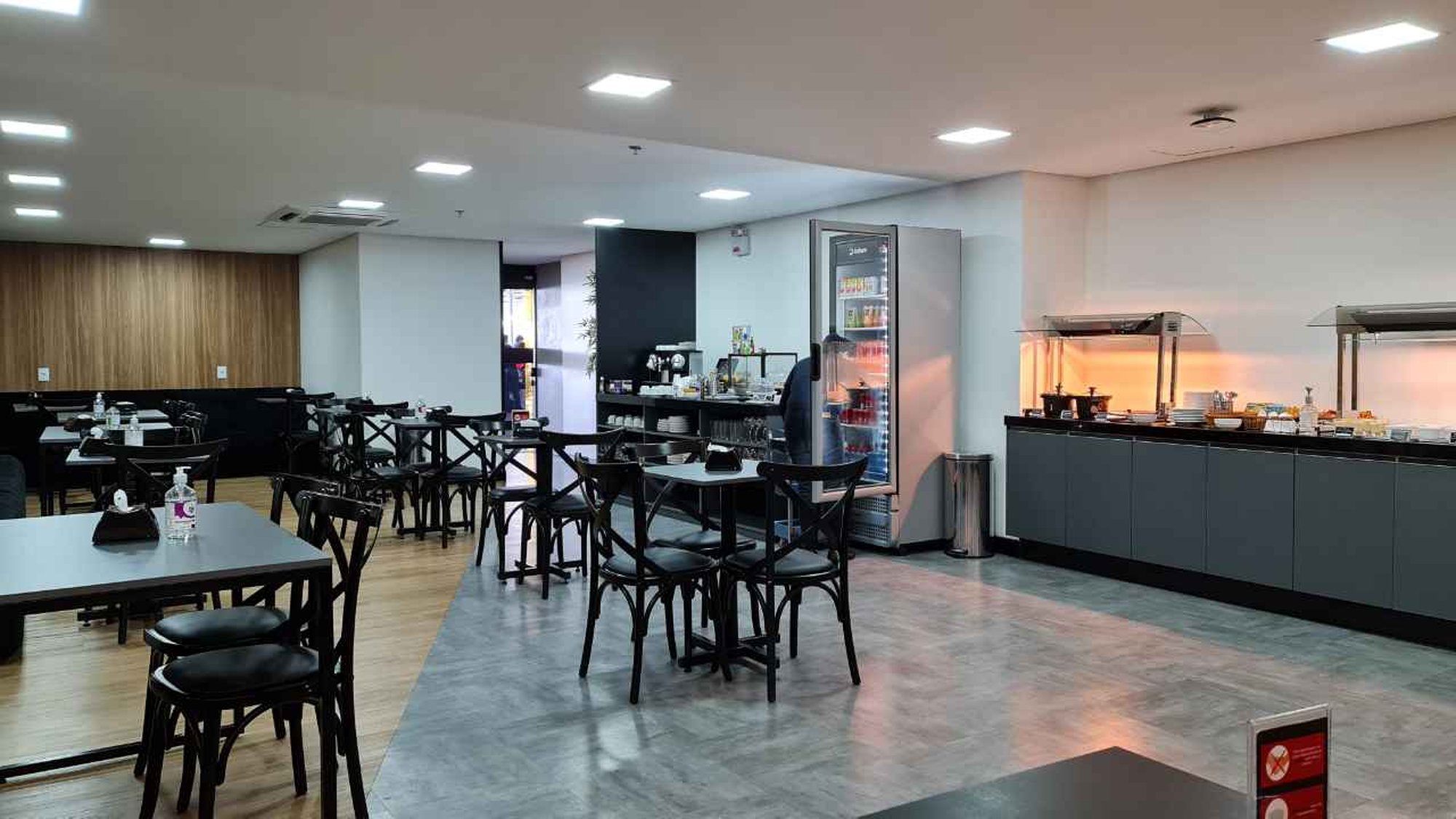 #1 of 1 images of Advantage VIP Lounge