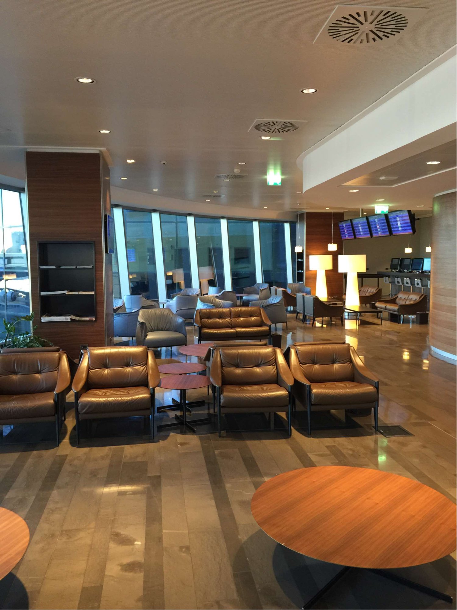 #1 of 5 images of Montale Exclusive Lounge