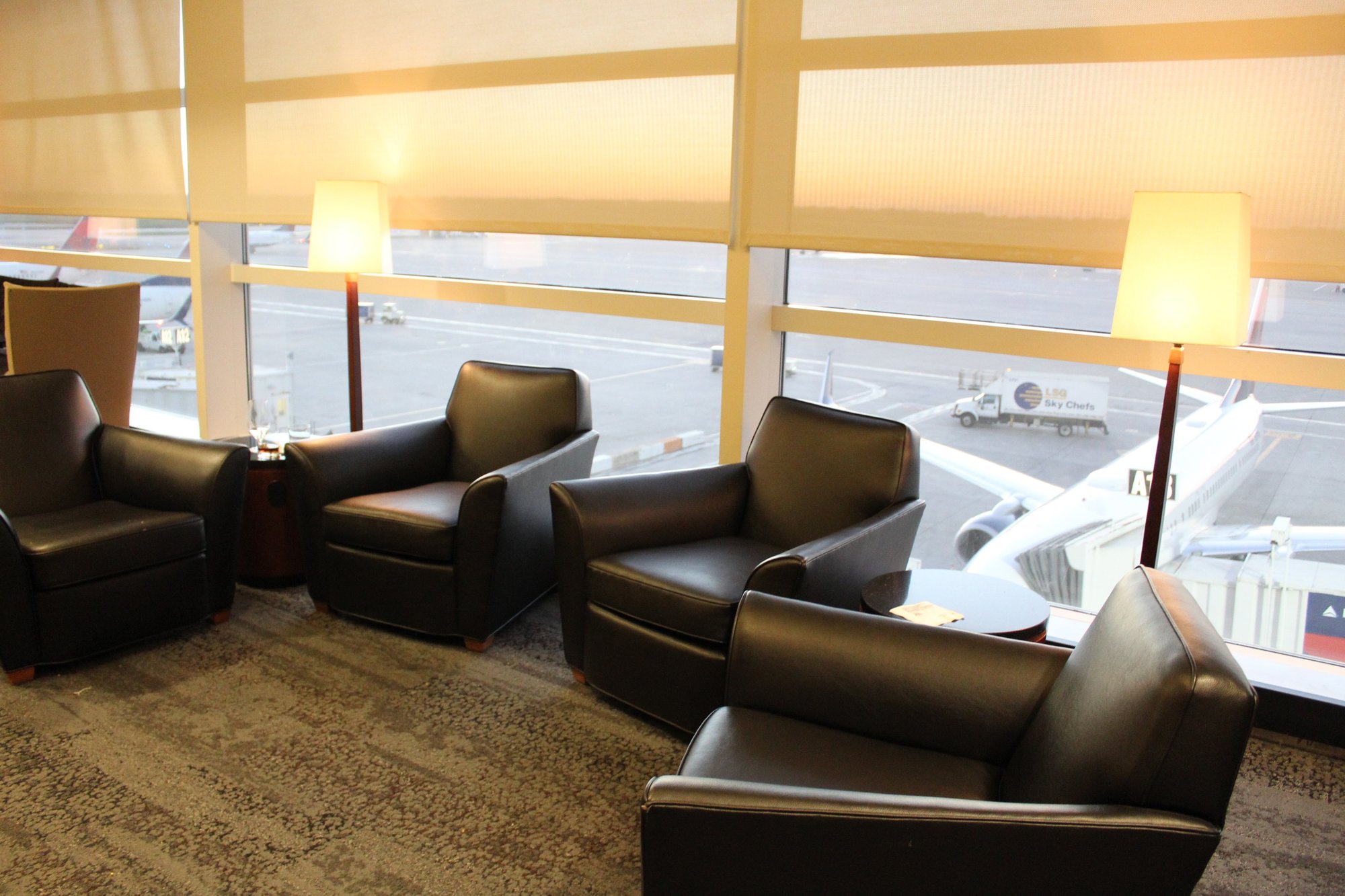 #2 of 5 images of Delta Sky Club (Gate A18)