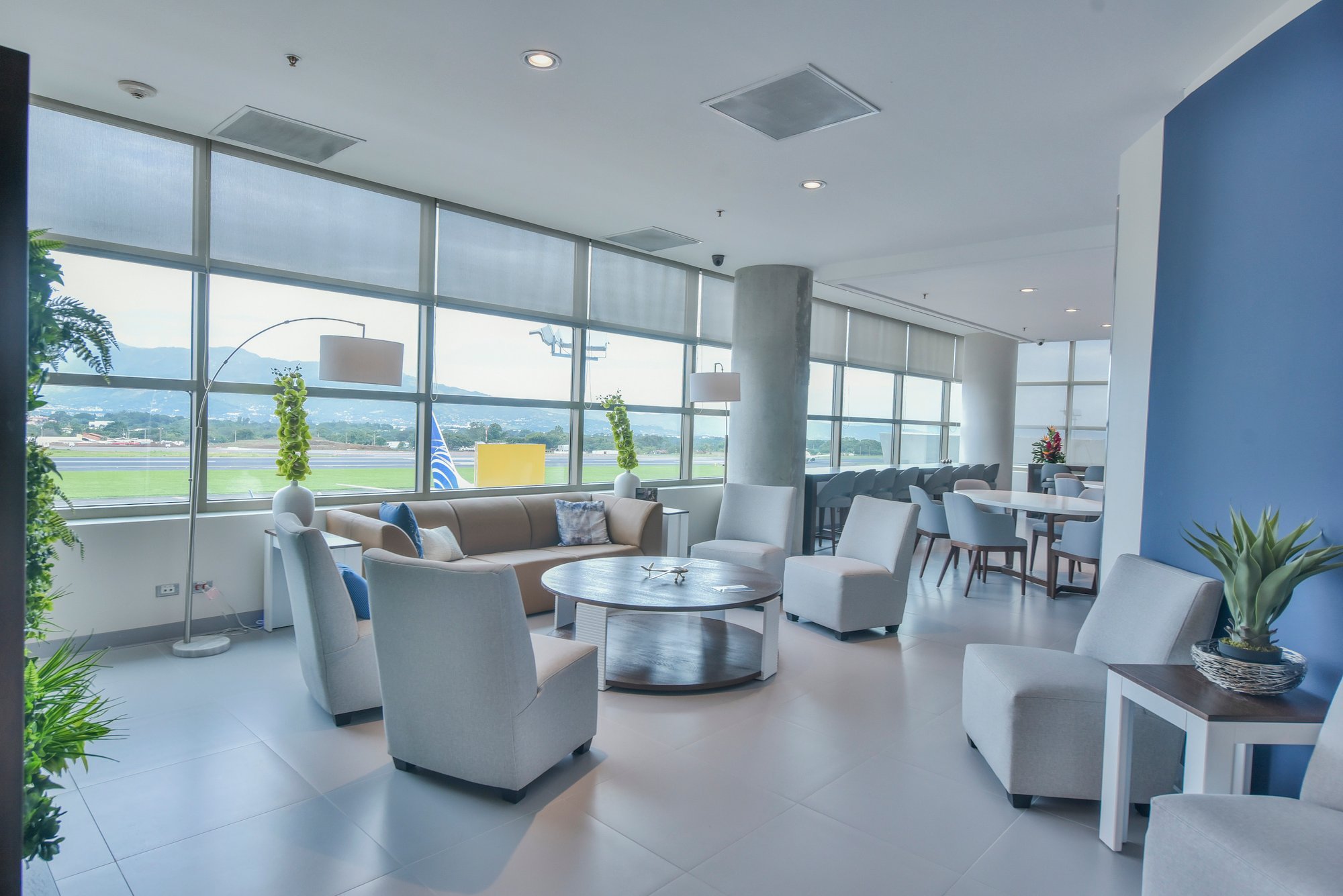 #5 of 5 images of Santamaria VIP Lounge