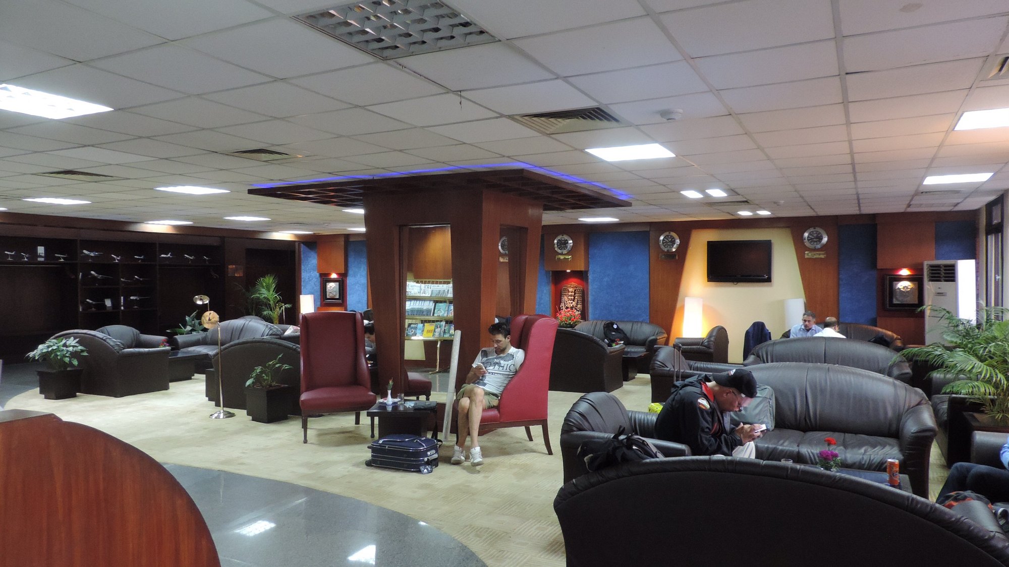 #2 of 5 images of Executive Lounge (Temporarily Closed)