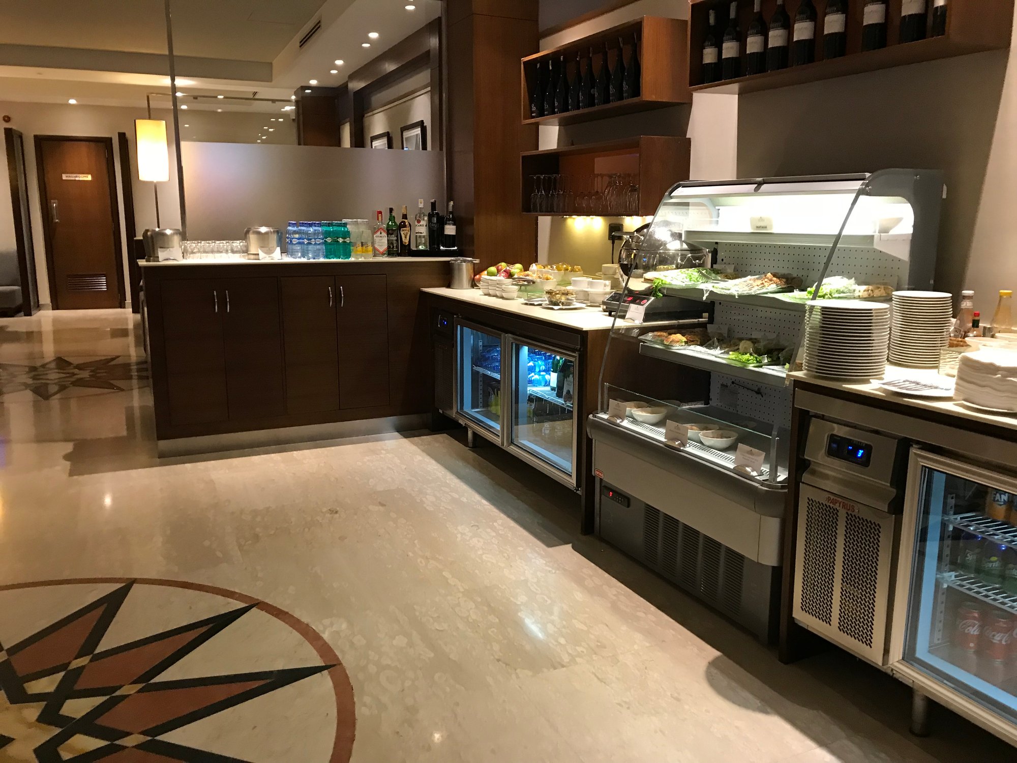 #2 of 2 images of Aspire Lounge