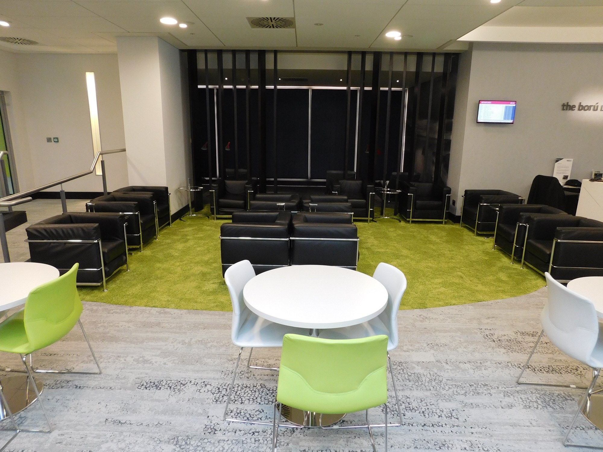 #2 of 5 images of The Ború Lounge