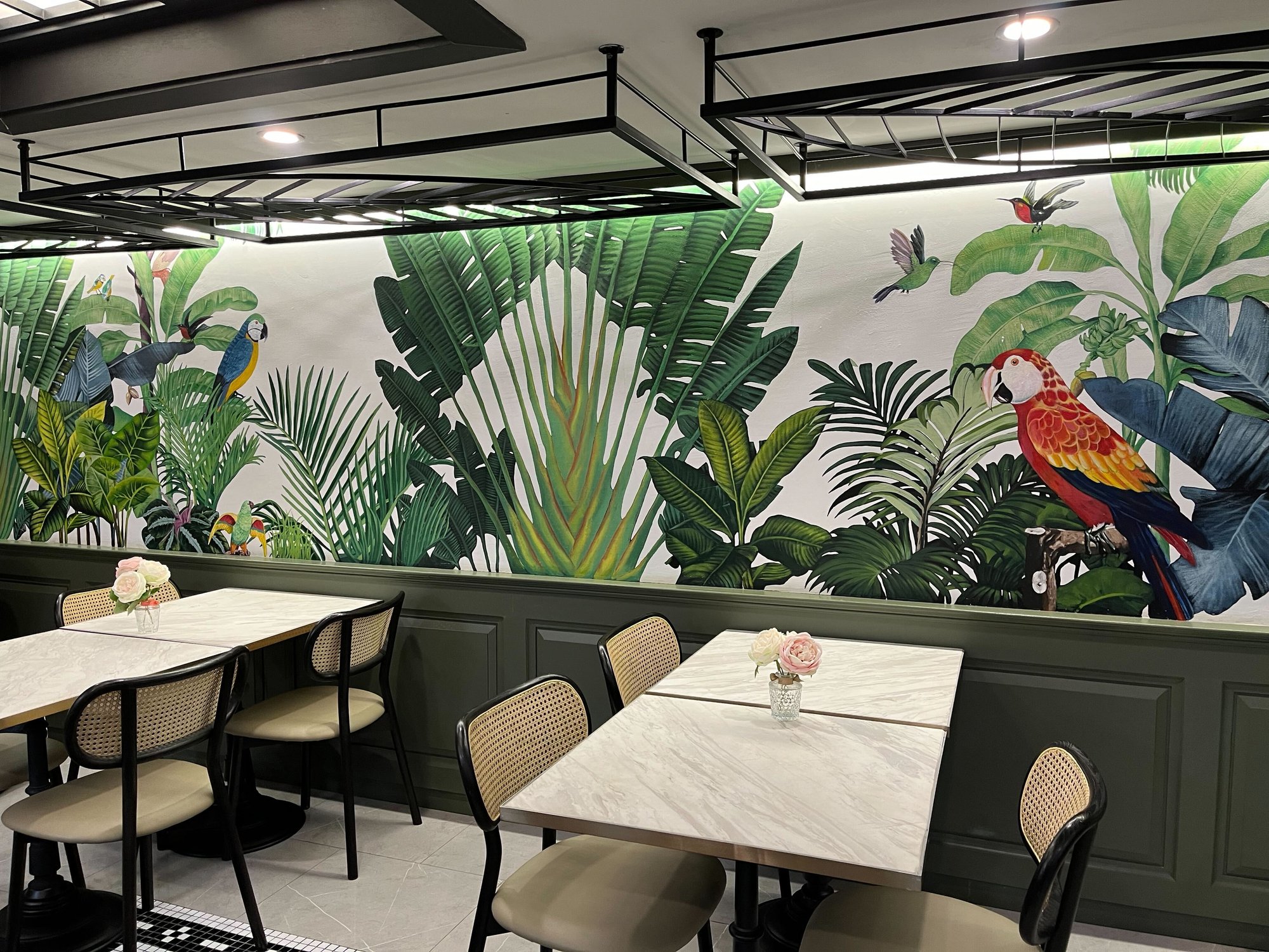 #2 of 5 images of Coral Forest Lounge