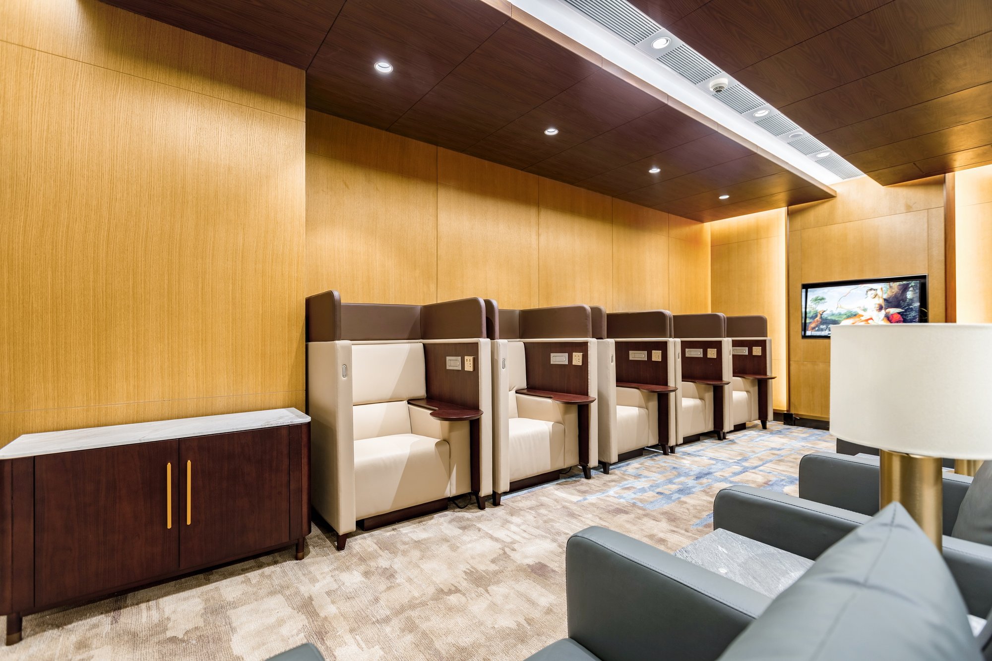 #1 of 5 images of Plaza Premium Lounge (Members Area)