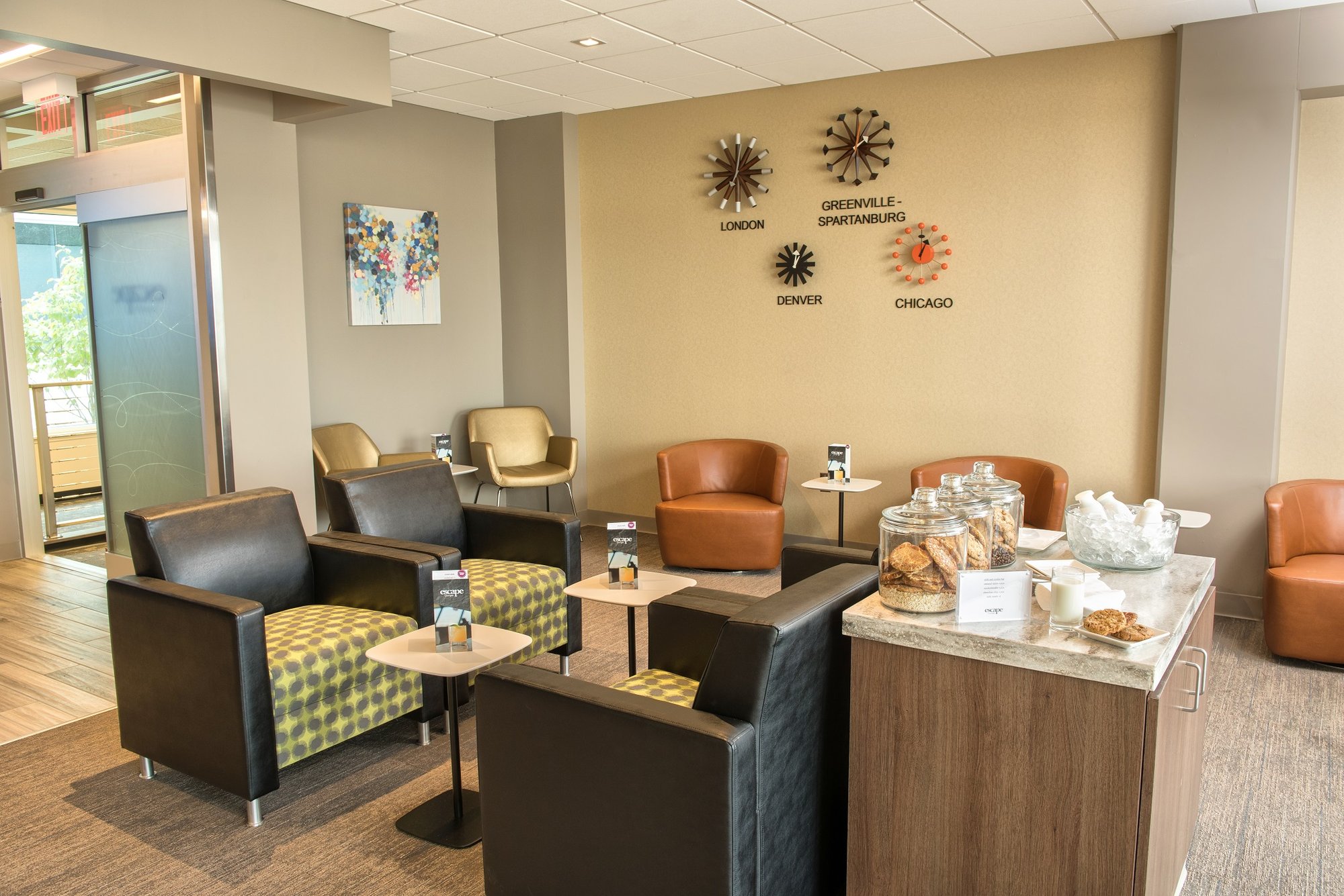 #2 of 5 images of Escape Lounges