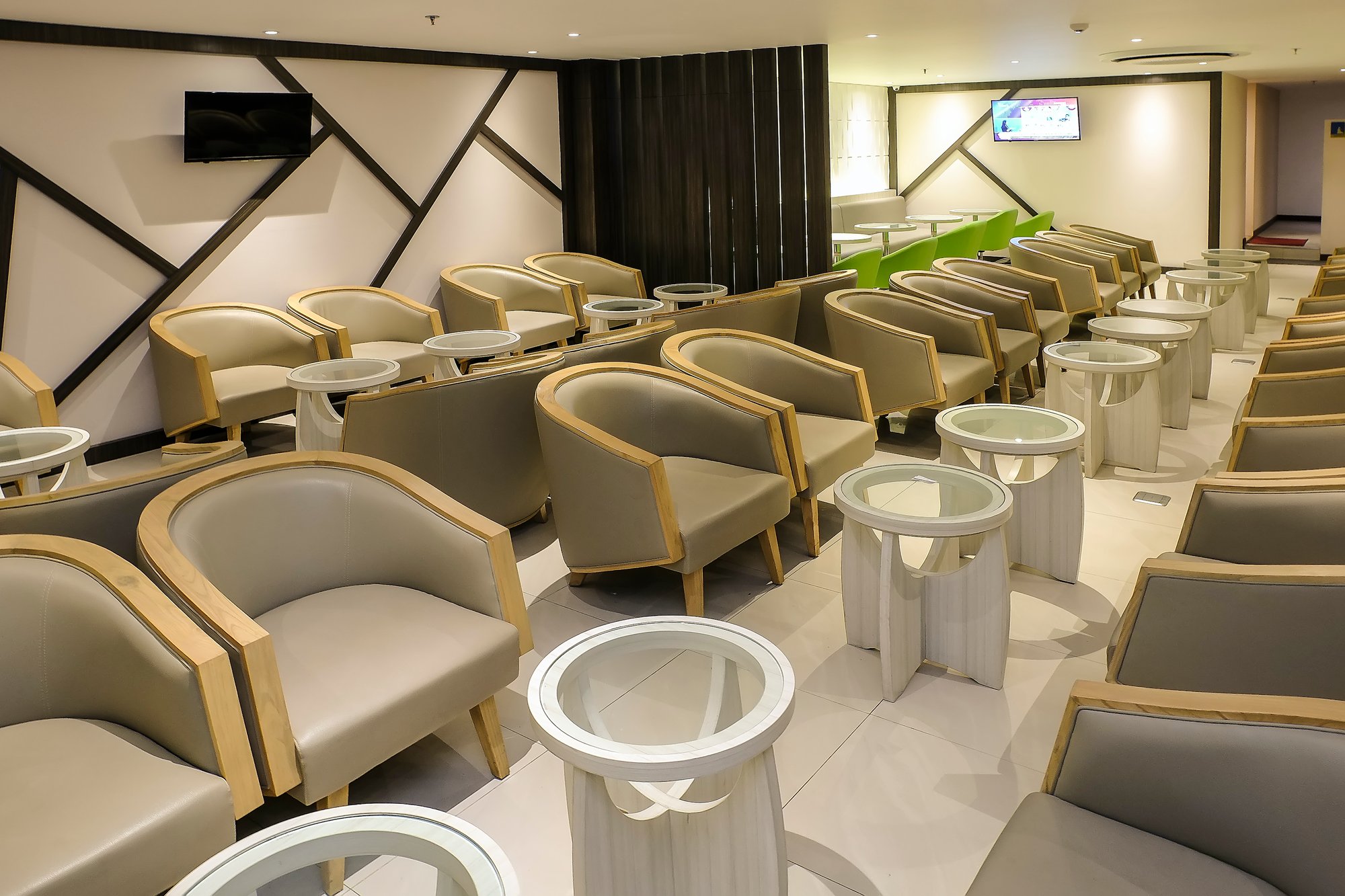 #1 of 5 images of Concordia Lounge