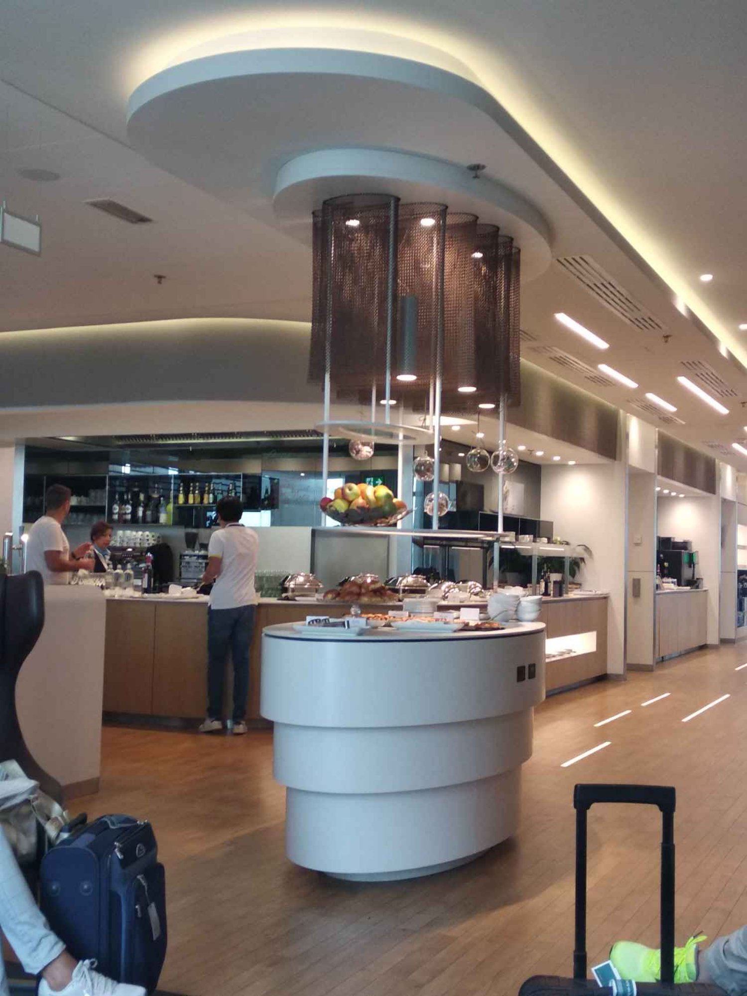 #4 of 5 images of Lufthansa Lounge - Star Alliance Only (See Notes) (Temporarily Closed)