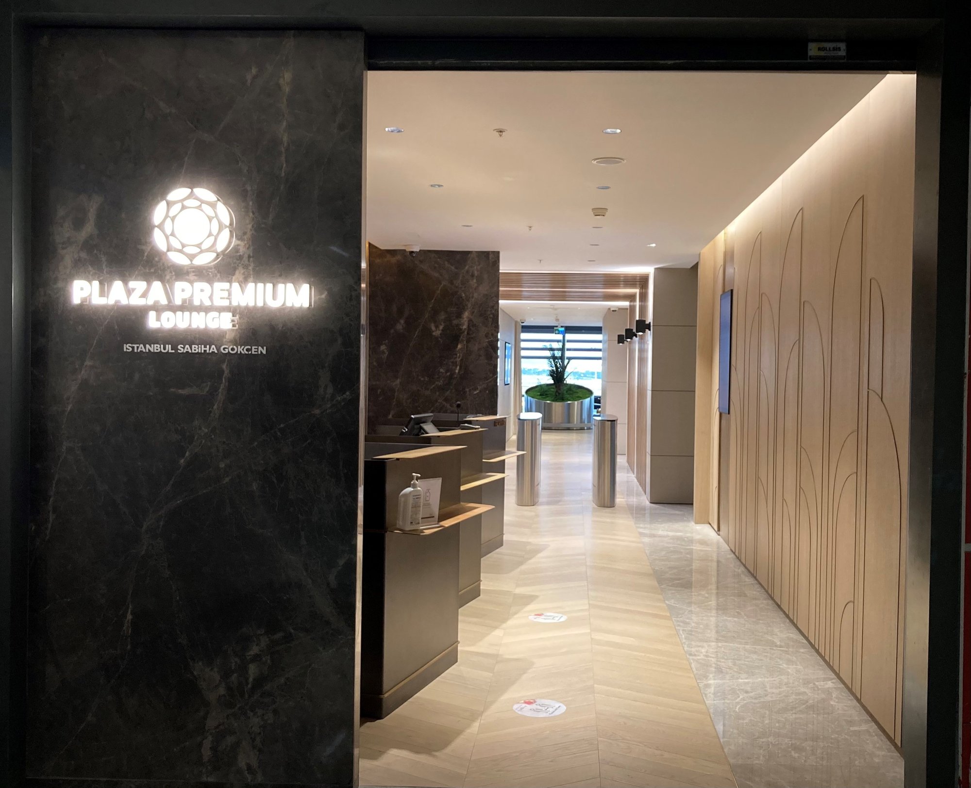 #4 of 5 images of Plaza Premium Lounge (Marmara)