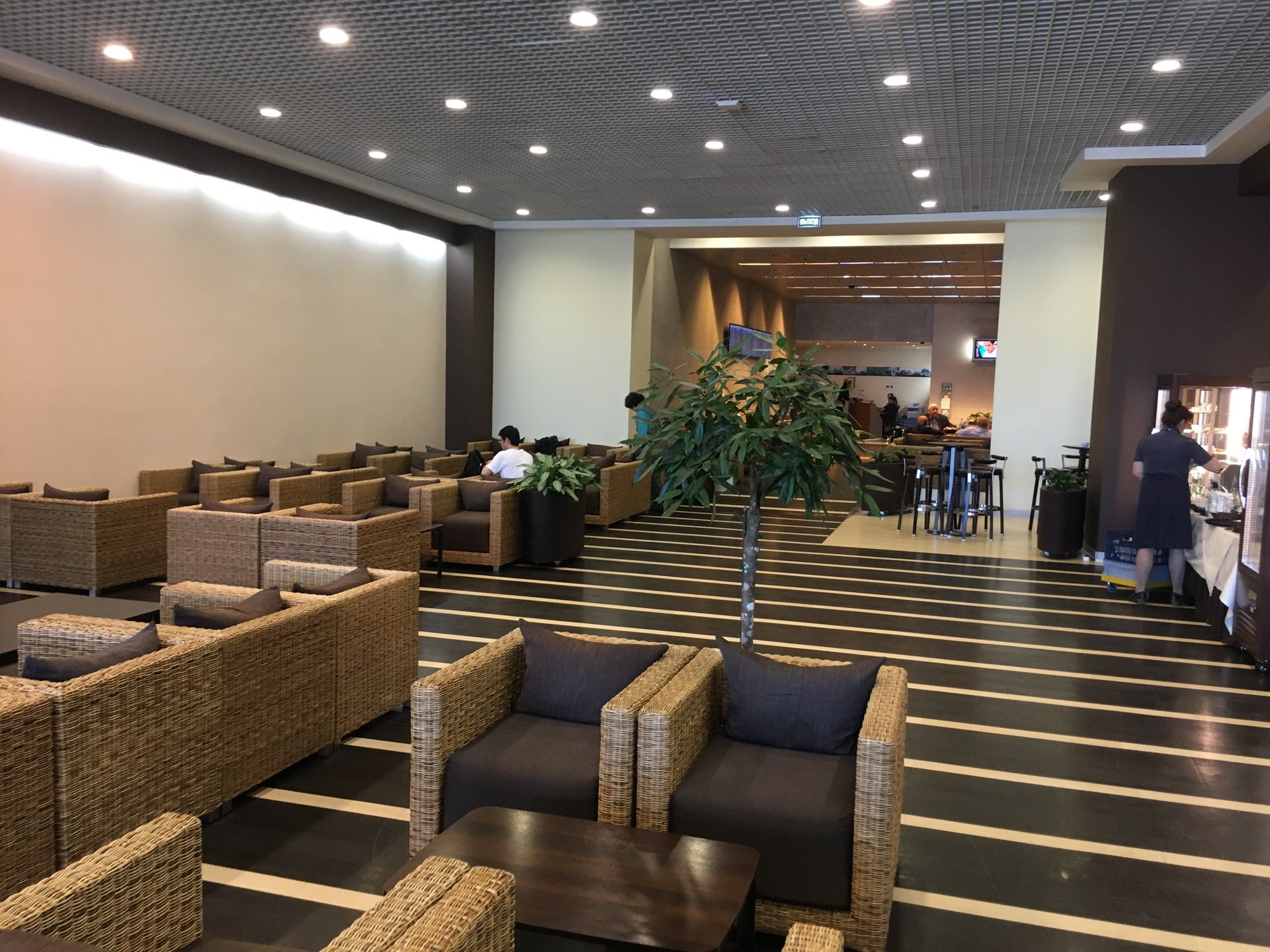 #3 of 4 images of International Business Lounge (Temporarily Closed)