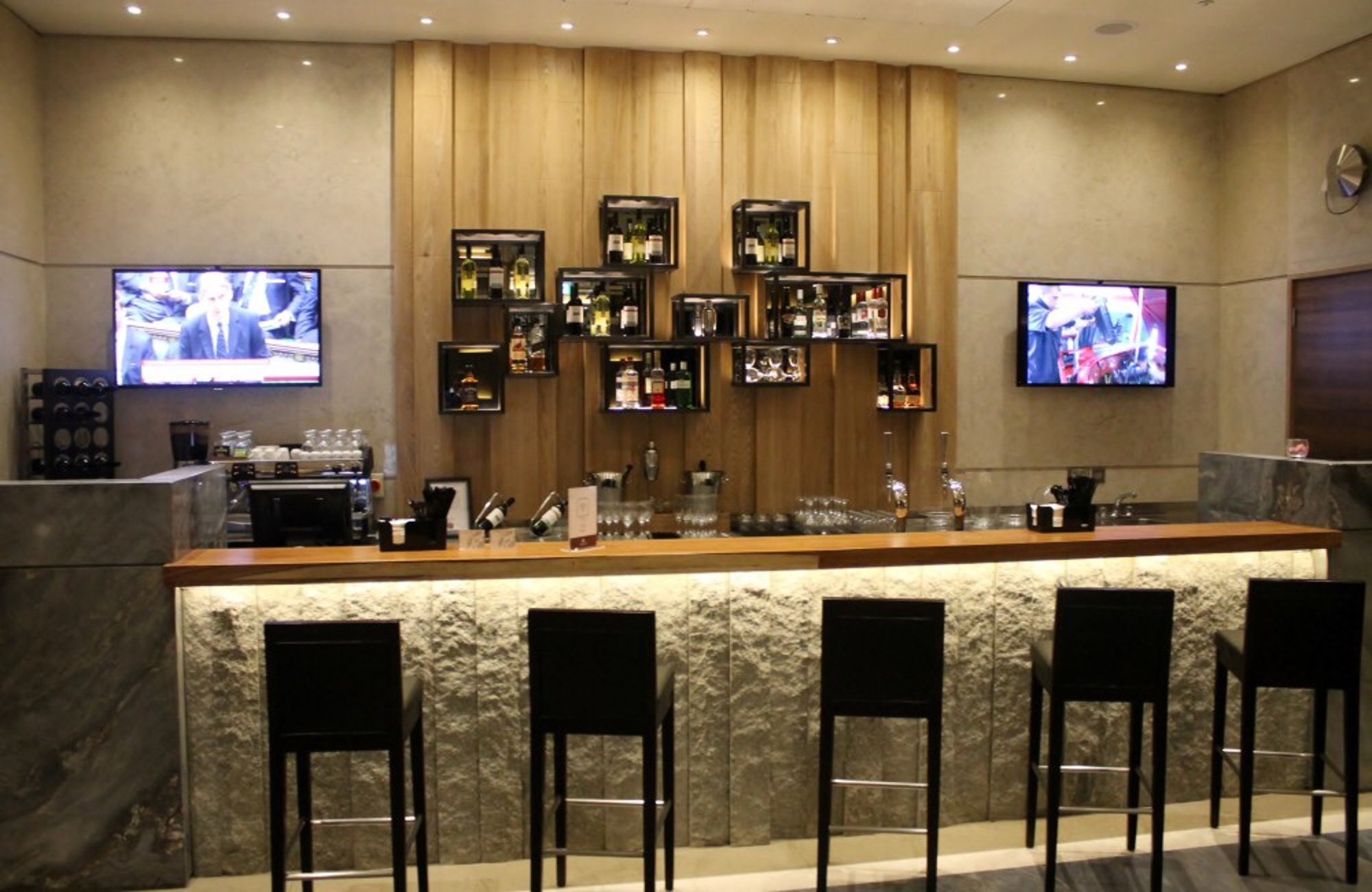 #4 of 5 images of Plaza Premium Lounge