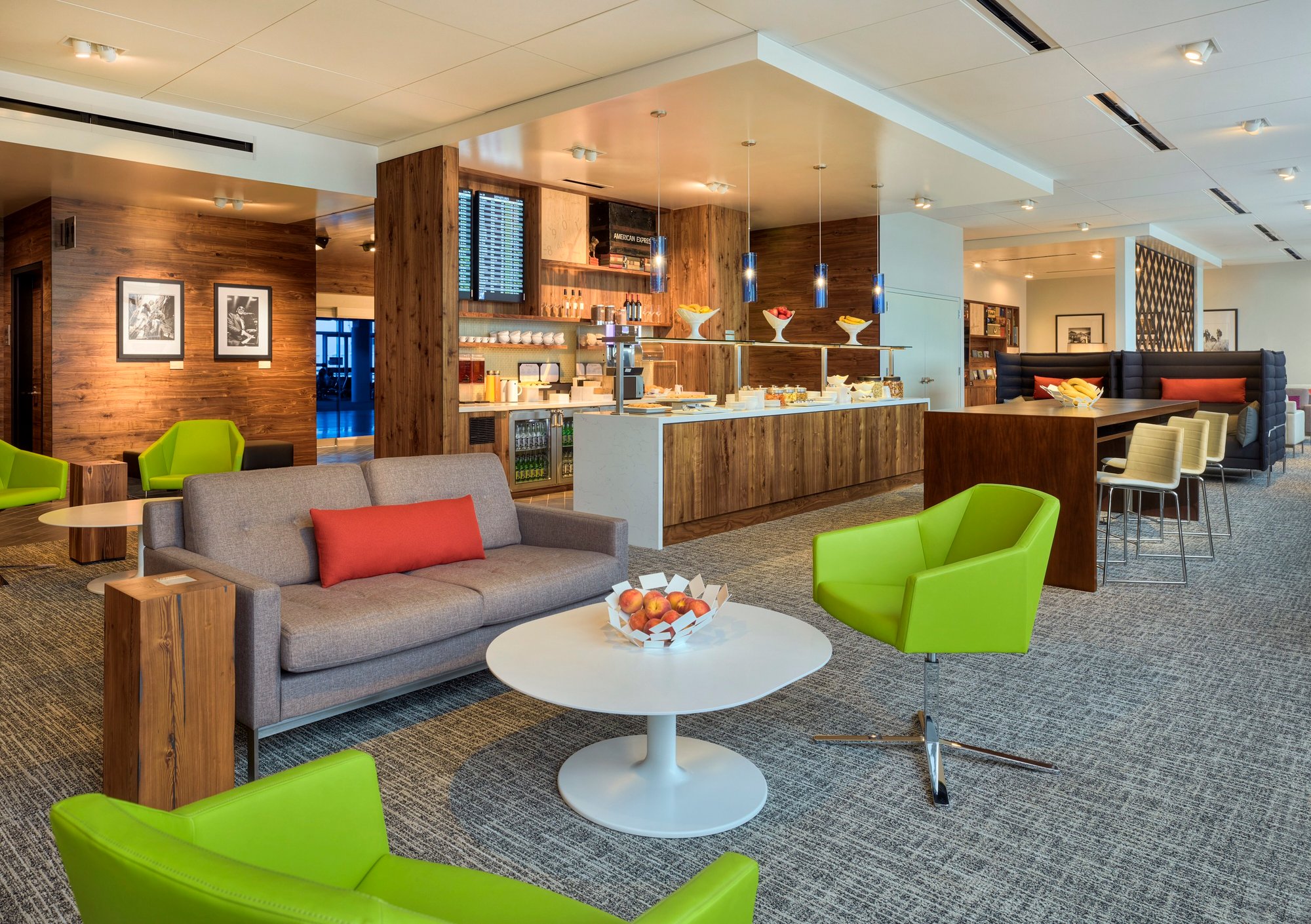 #3 of 5 images of The Centurion Lounge