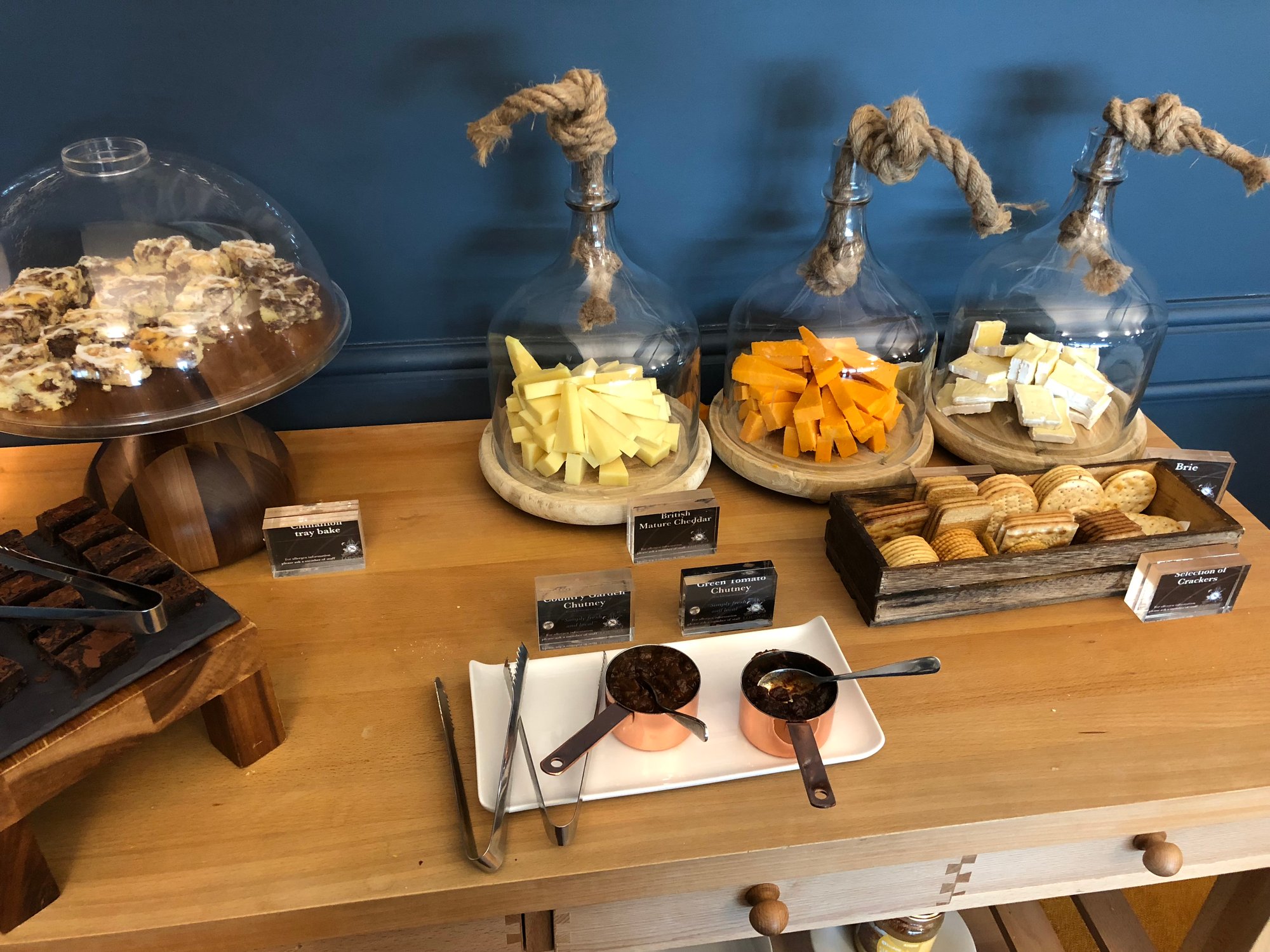 #3 of 5 images of Spitfire Lounge