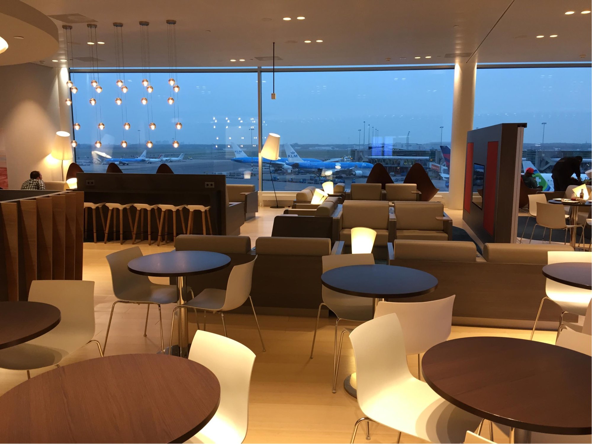 #1 of 5 images of Aspire Lounge (41) (Non-Schengen)