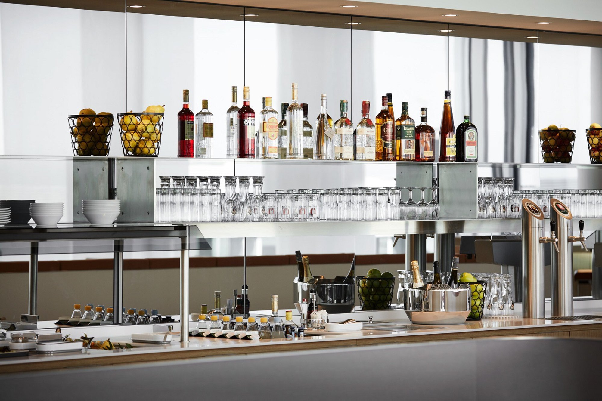 #3 of 5 images of Lufthansa Business Lounge (Schengen)