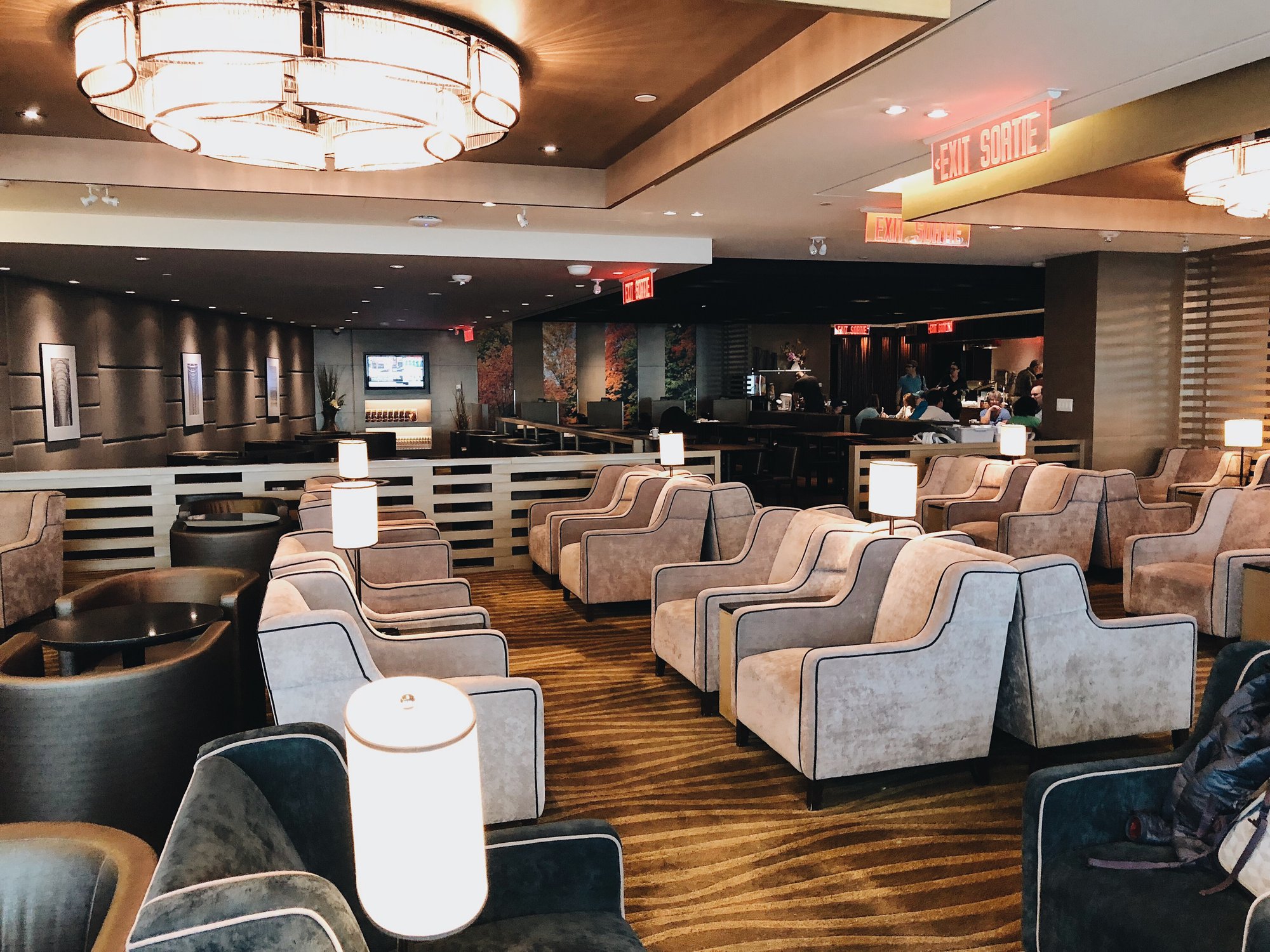 #2 of 5 images of Plaza Premium Lounge (Temporarily Closed)