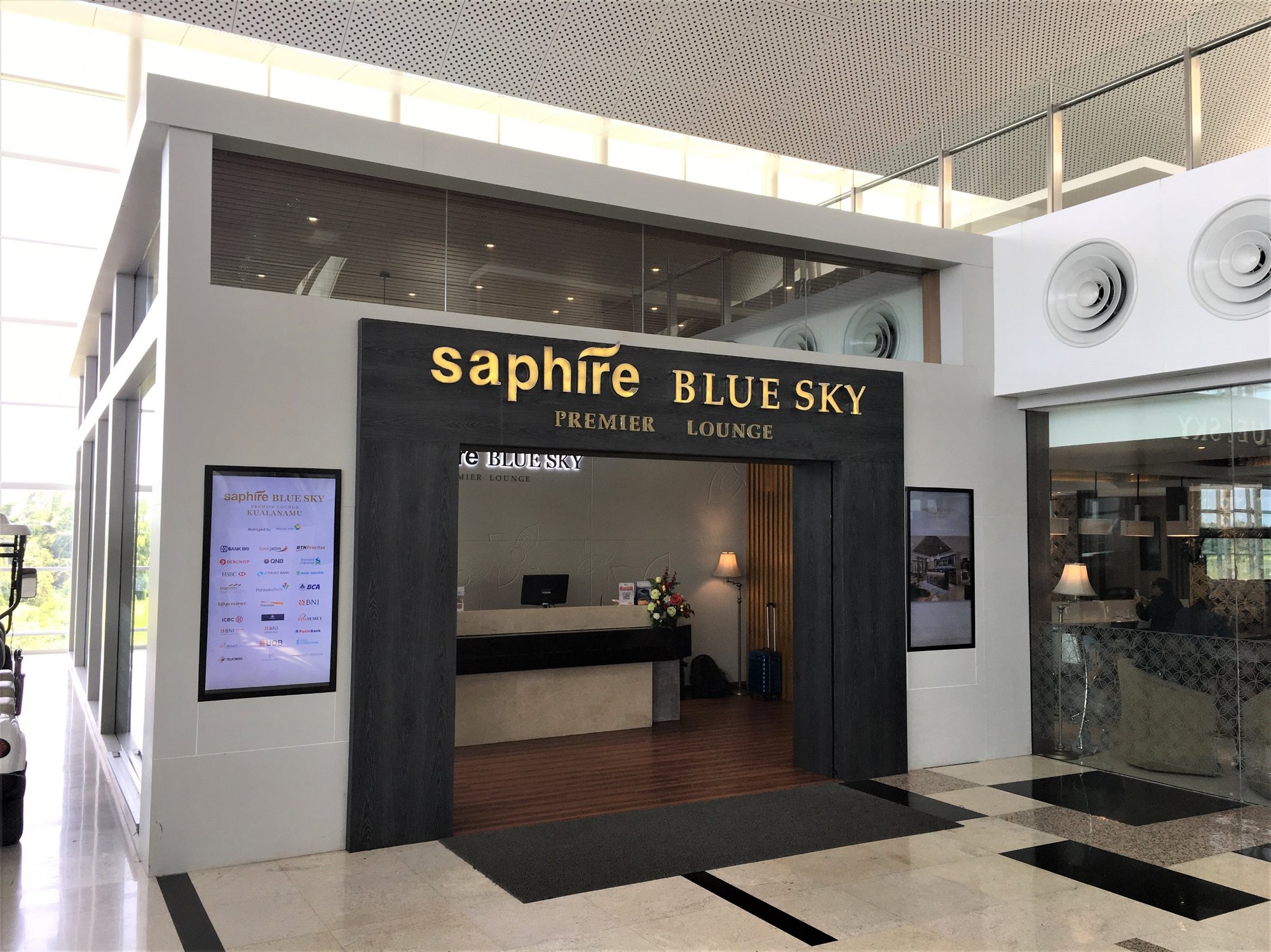 #2 of 5 images of Saphire Blue Sky Executive Lounge