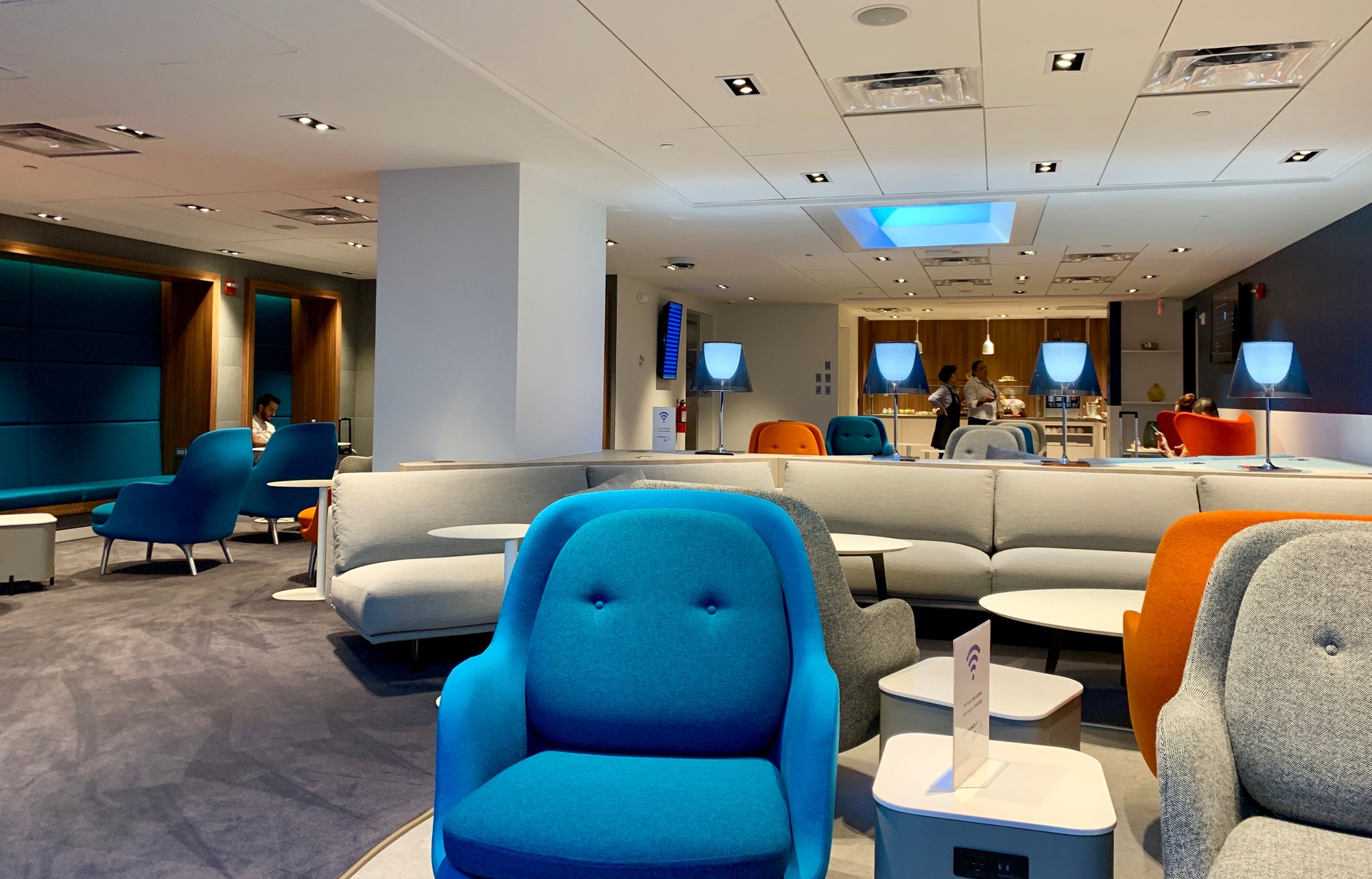 #2 of 5 images of Air France/KLM Lounge