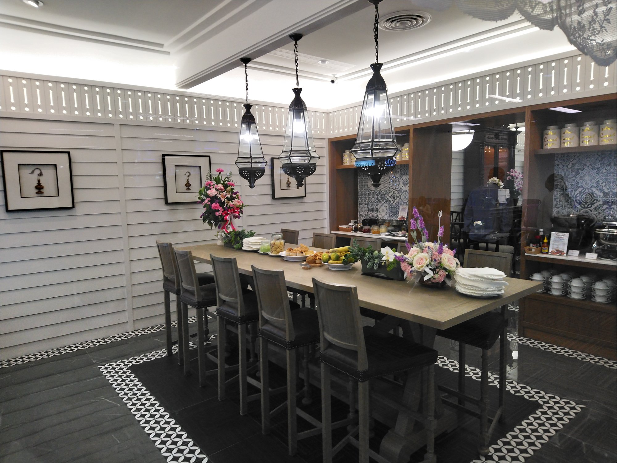 #2 of 5 images of The Coral Executive Lounge