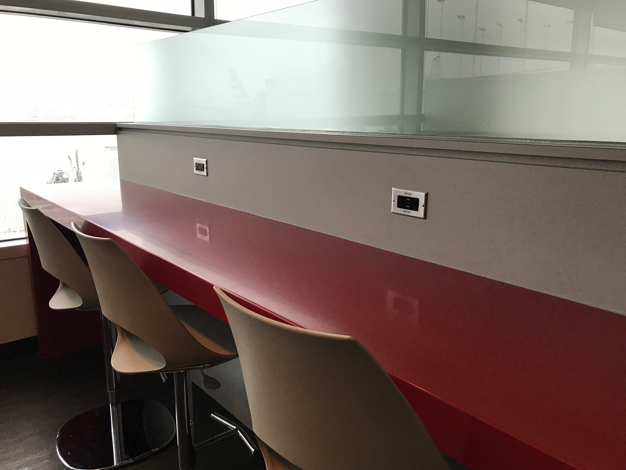#2 of 5 images of Air France/KLM Lounge