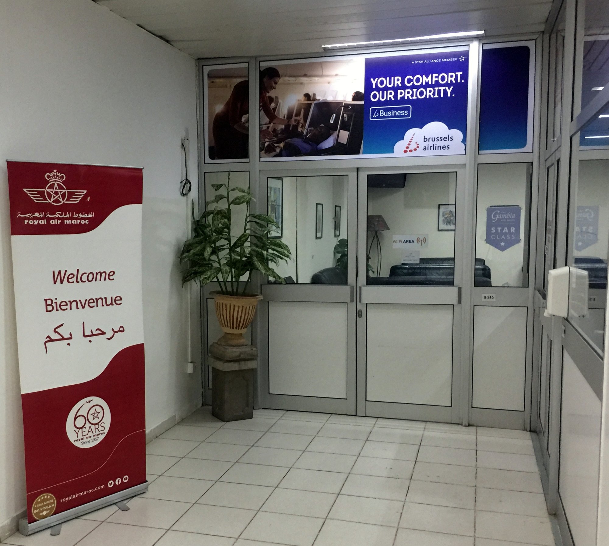 #4 of 5 images of First Class Lounge