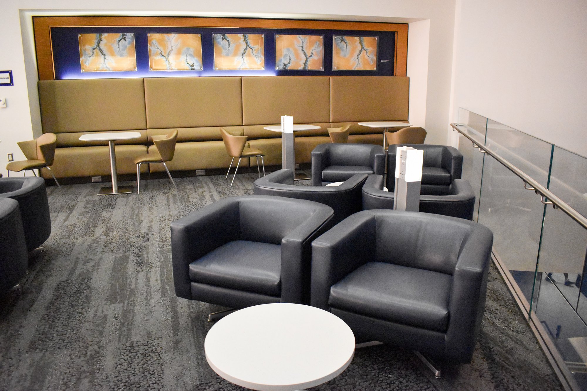 #2 of 5 images of Delta Sky Club
