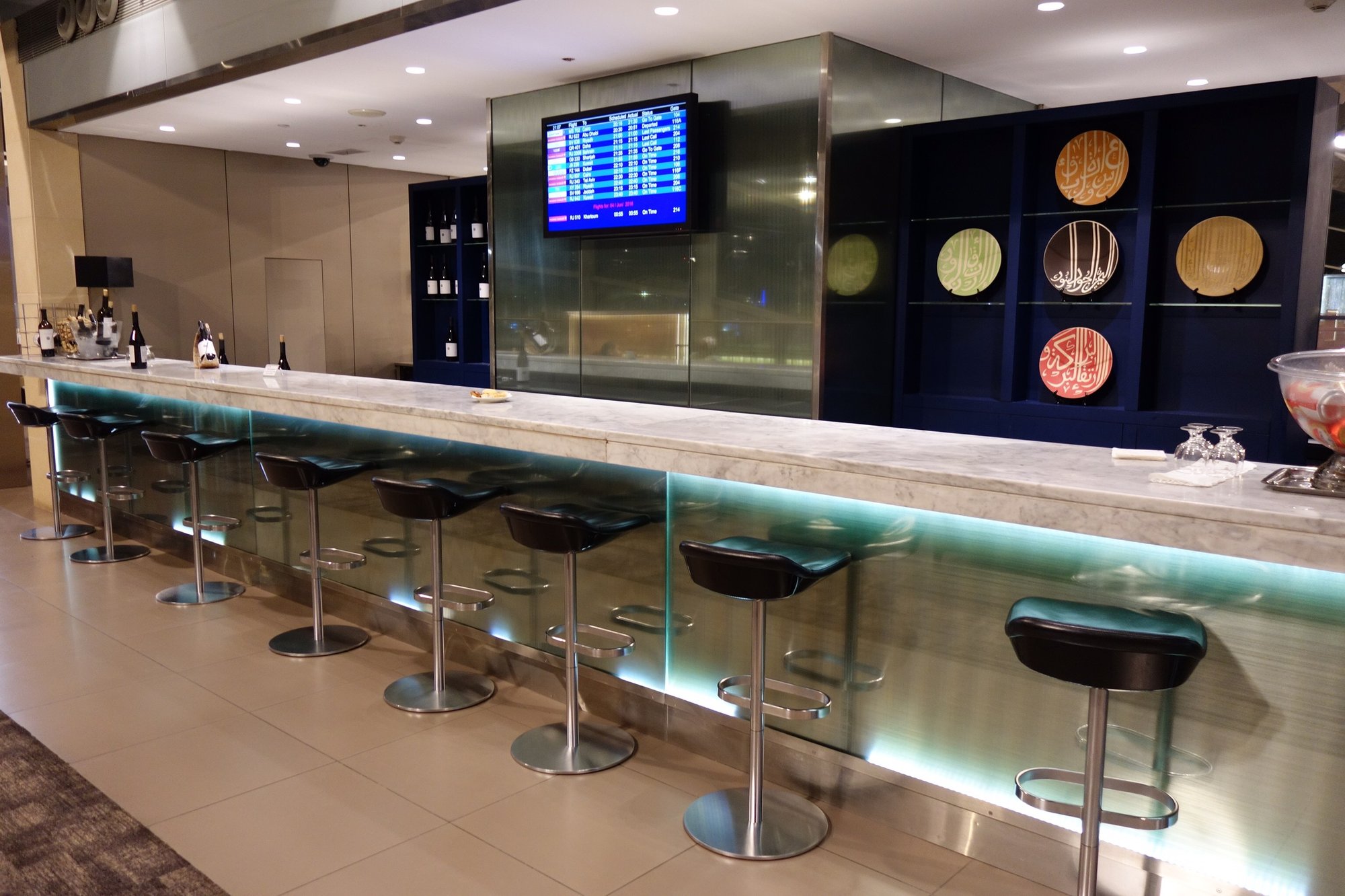 #2 of 5 images of Royal Jordanian Crown Lounge