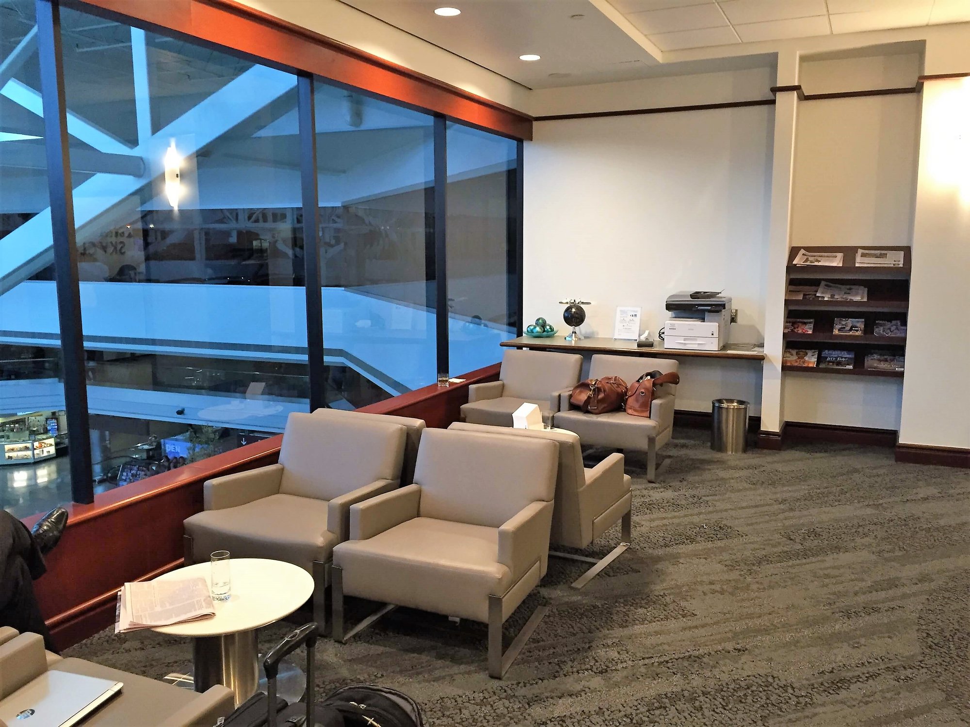 #2 of 5 images of Delta Air Lines Delta Sky Club