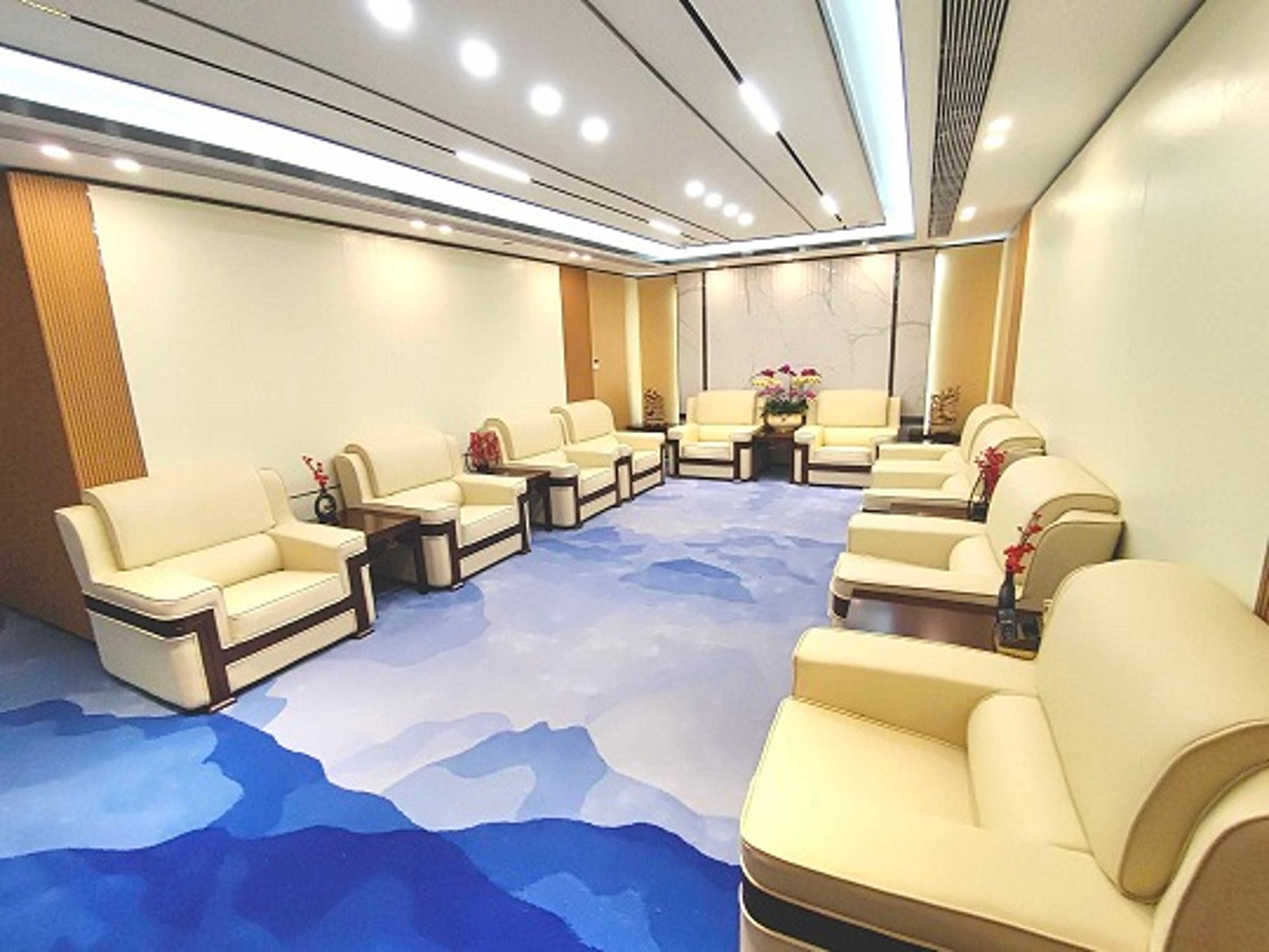 #1 of 2 images of China Southern Sky Pearl Lounge