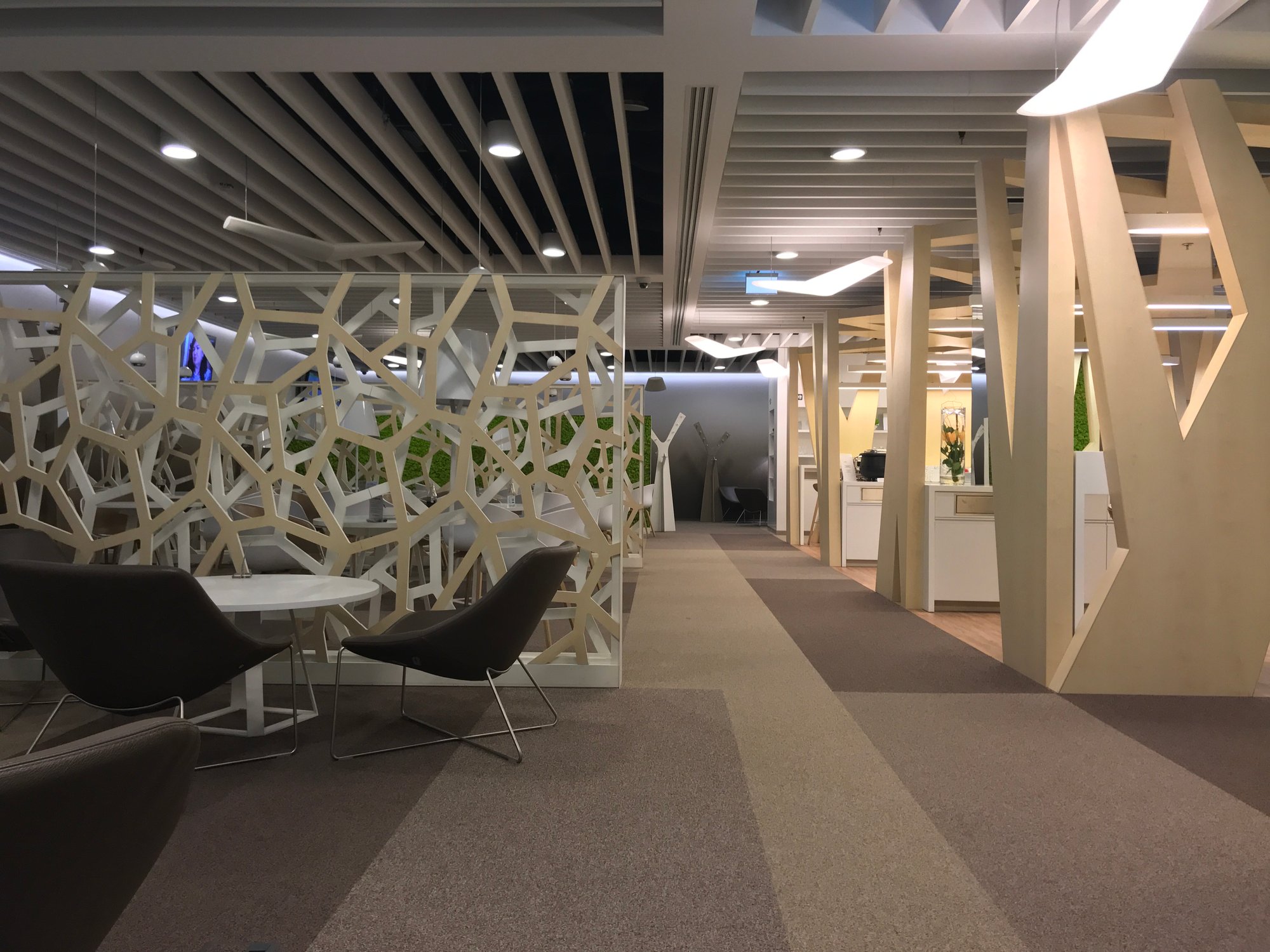 #1 of 5 images of Preludium Executive Lounge