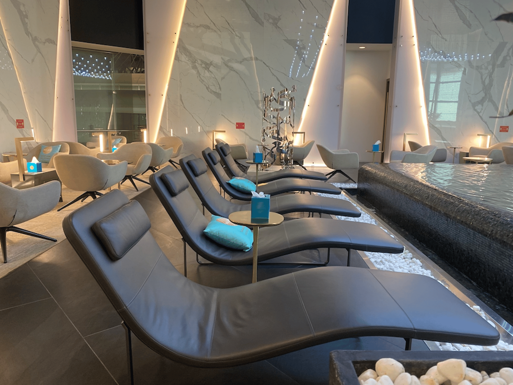 #2 of 5 images of Majan Lounge