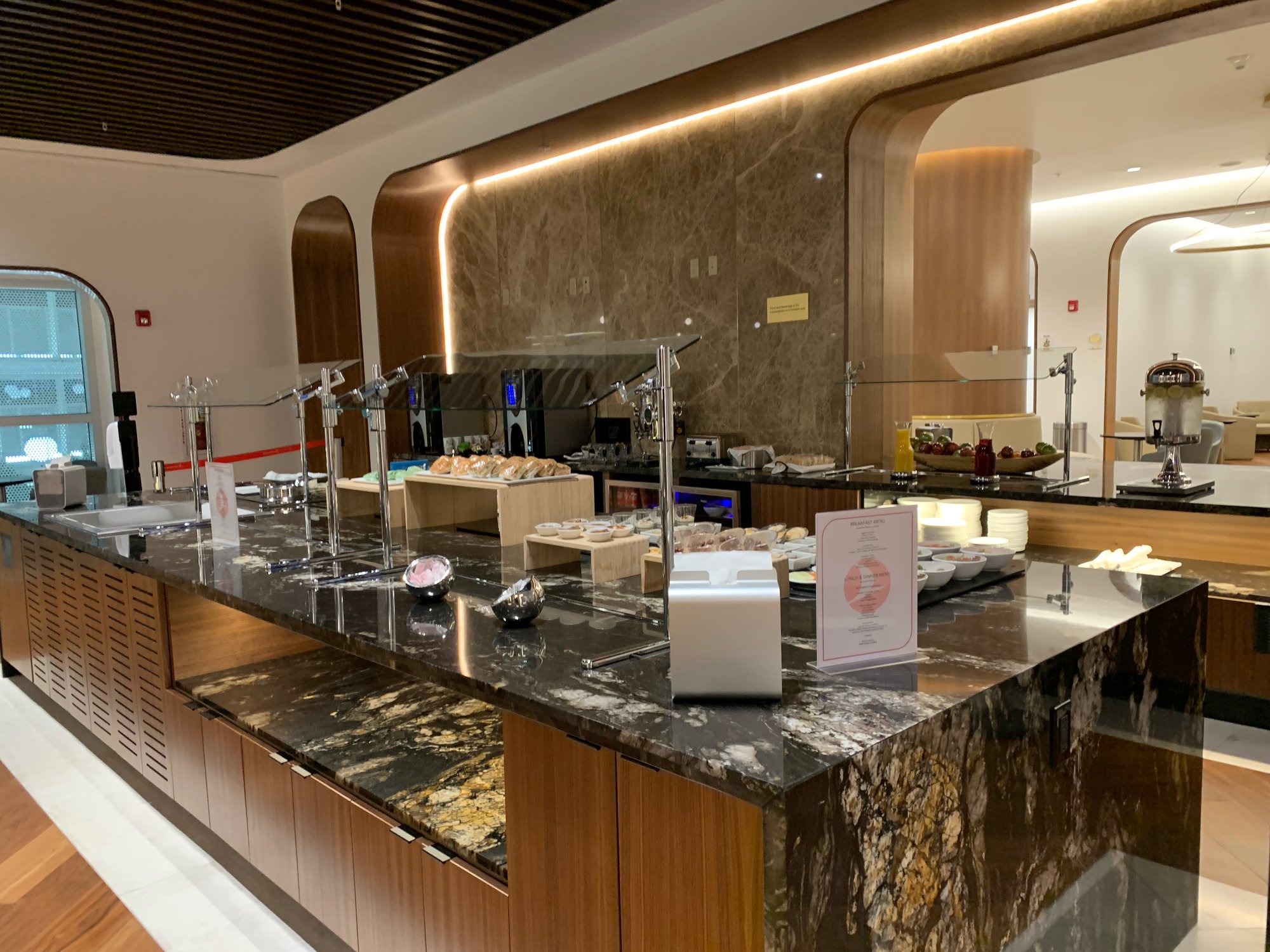 #3 of 5 images of Turkish Airlines Lounge