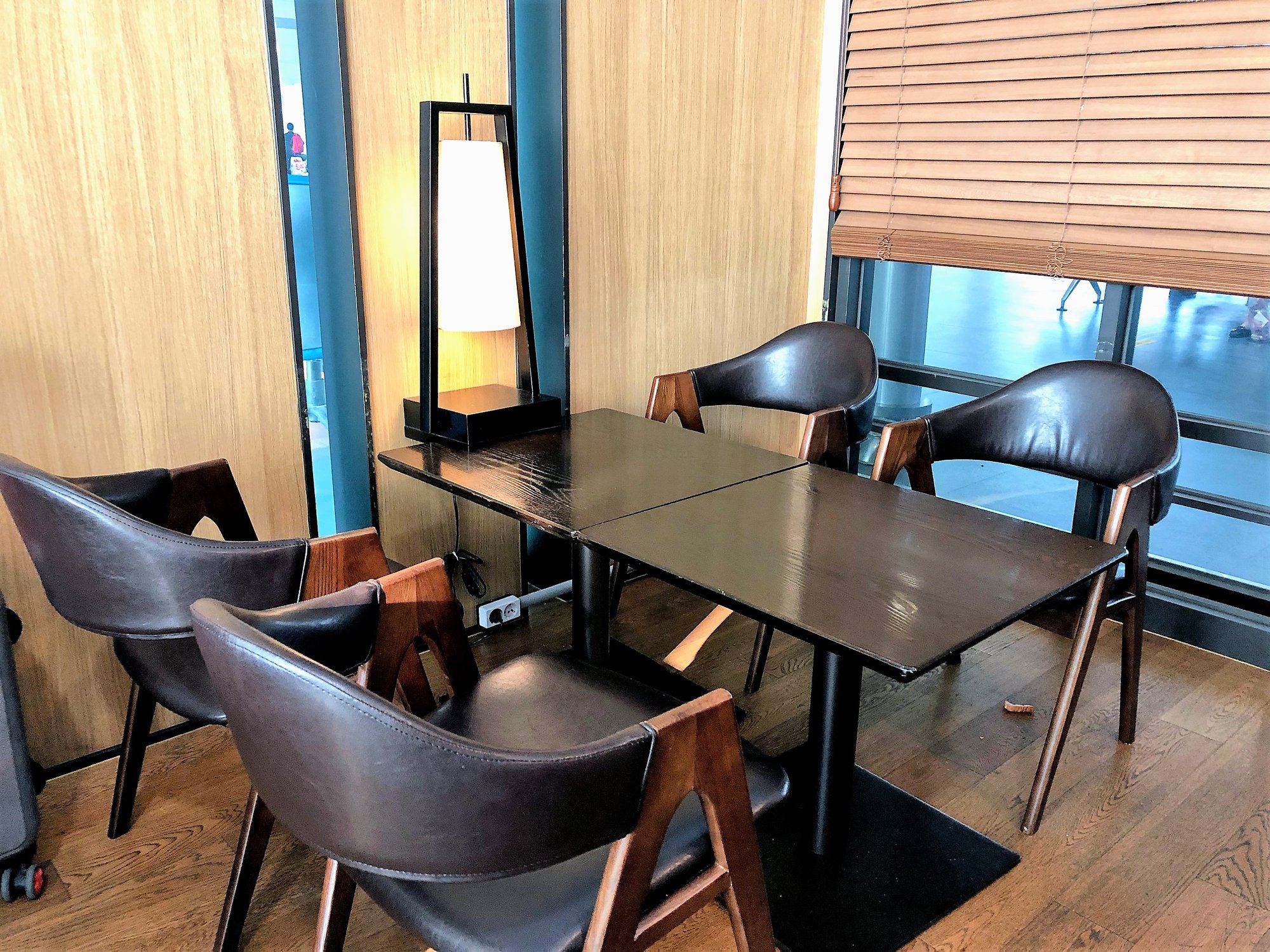 #5 of 5 images of Sky Hub Lounge