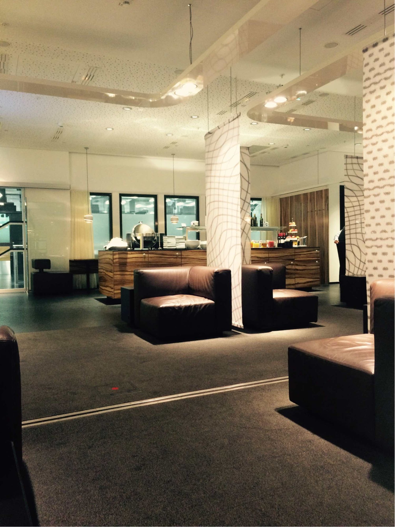 #1 of 5 images of Sky Lounge (Non-Schengen) (Temporarily Closed)